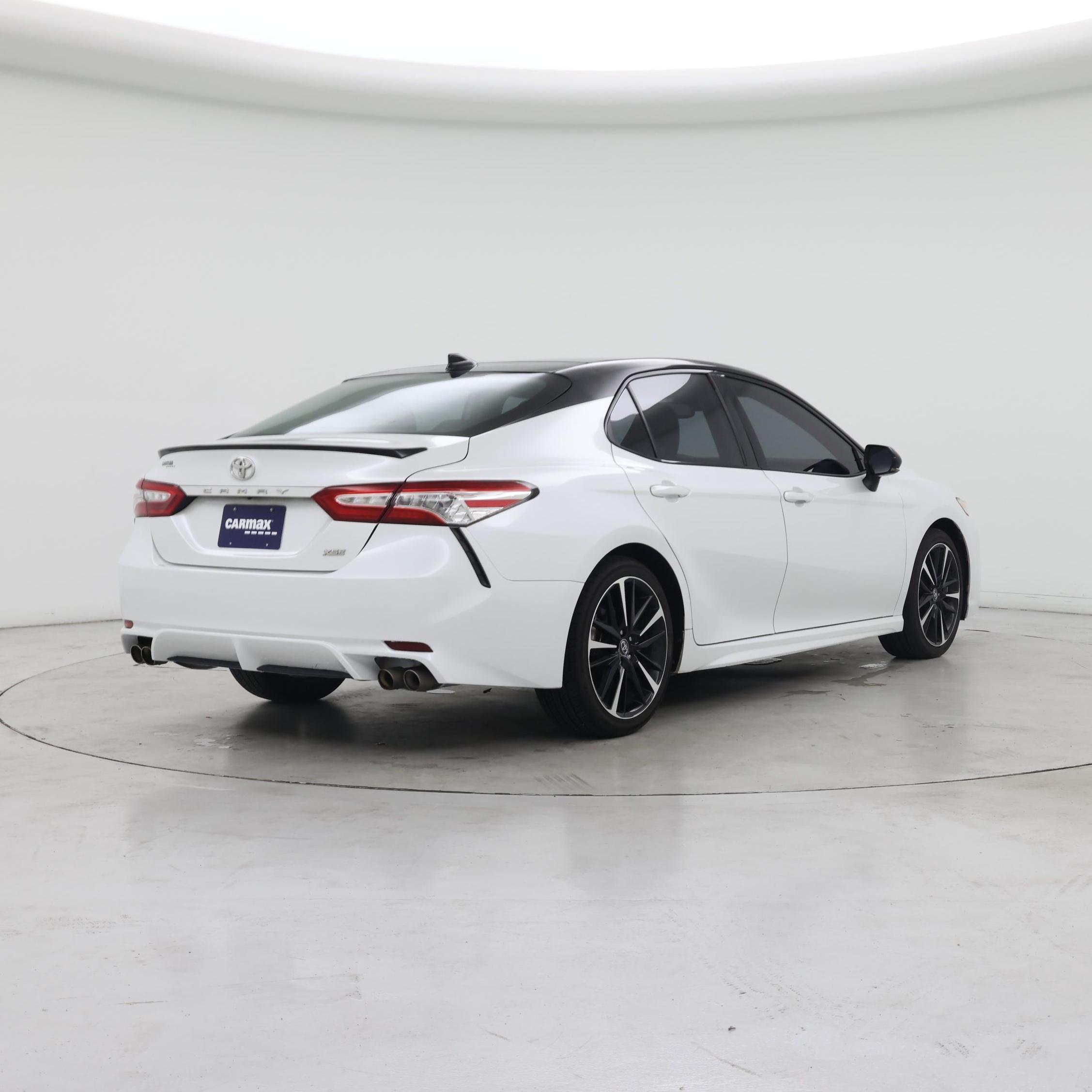 Thumbnail: 2020 Toyota Camry - 8