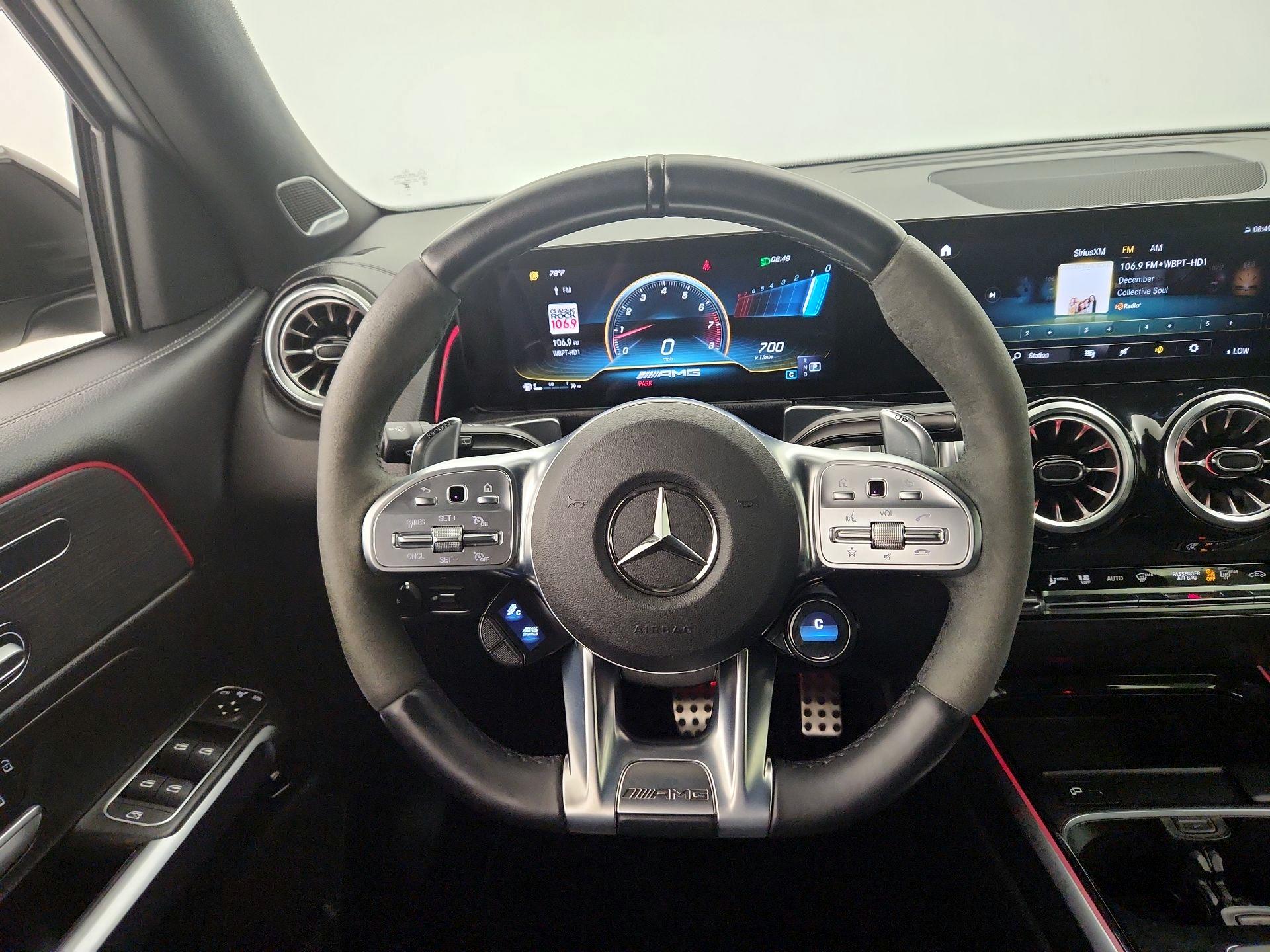 Thumbnail: 2023 Mercedes-Benz GLB - 10