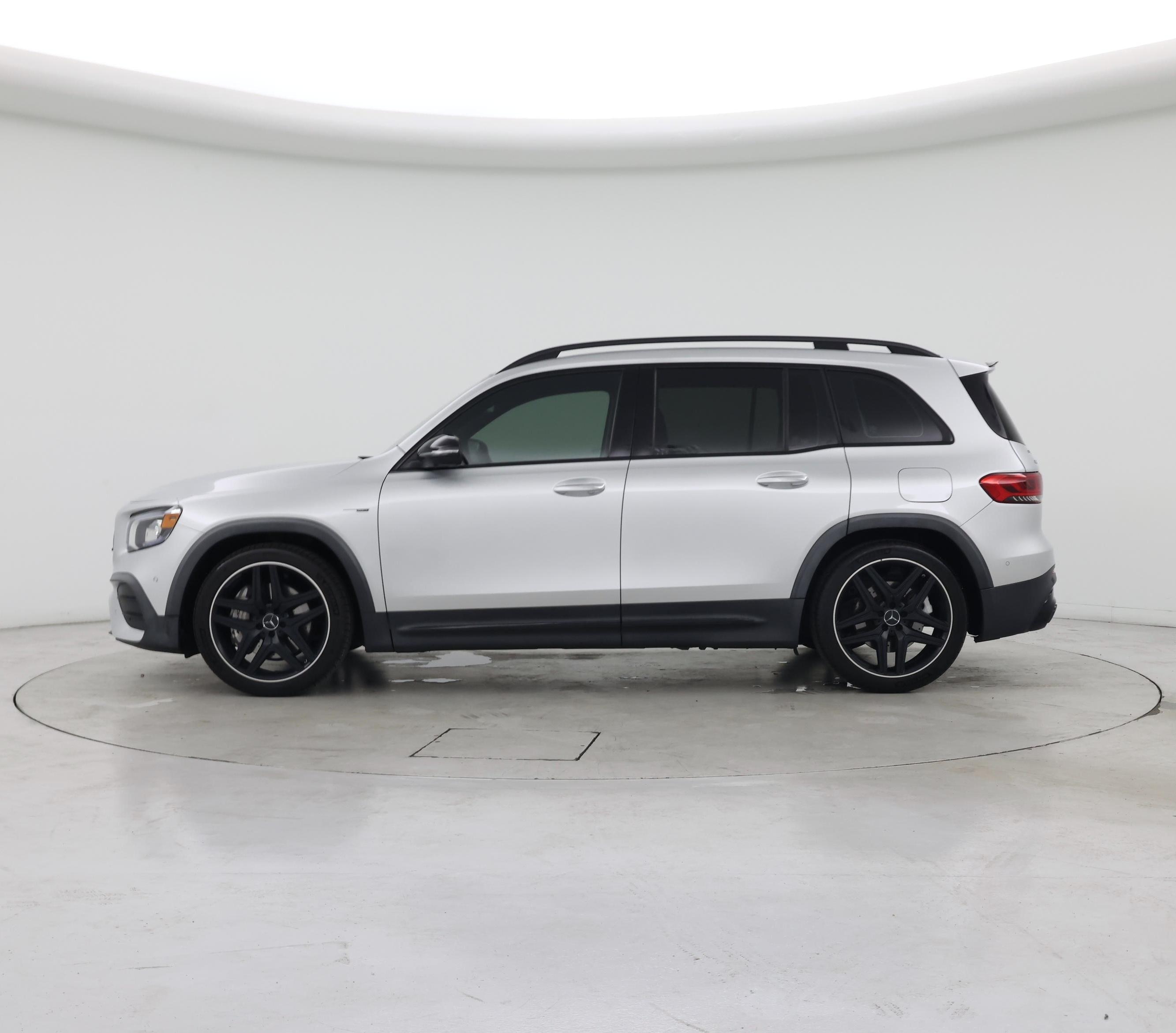 Thumbnail: 2023 Mercedes-Benz GLB - 3