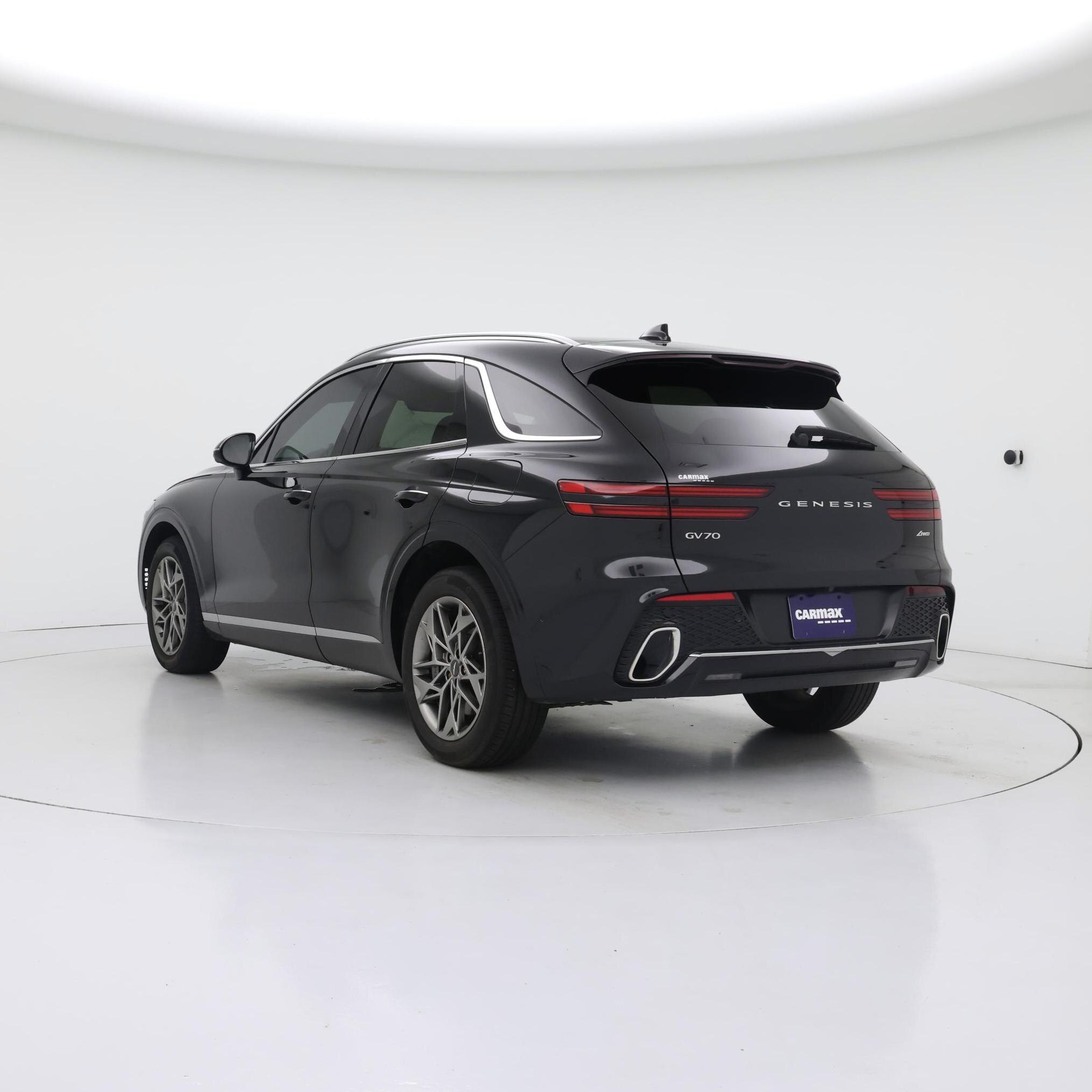 Thumbnail: 2023 Genesis GV70 - 2