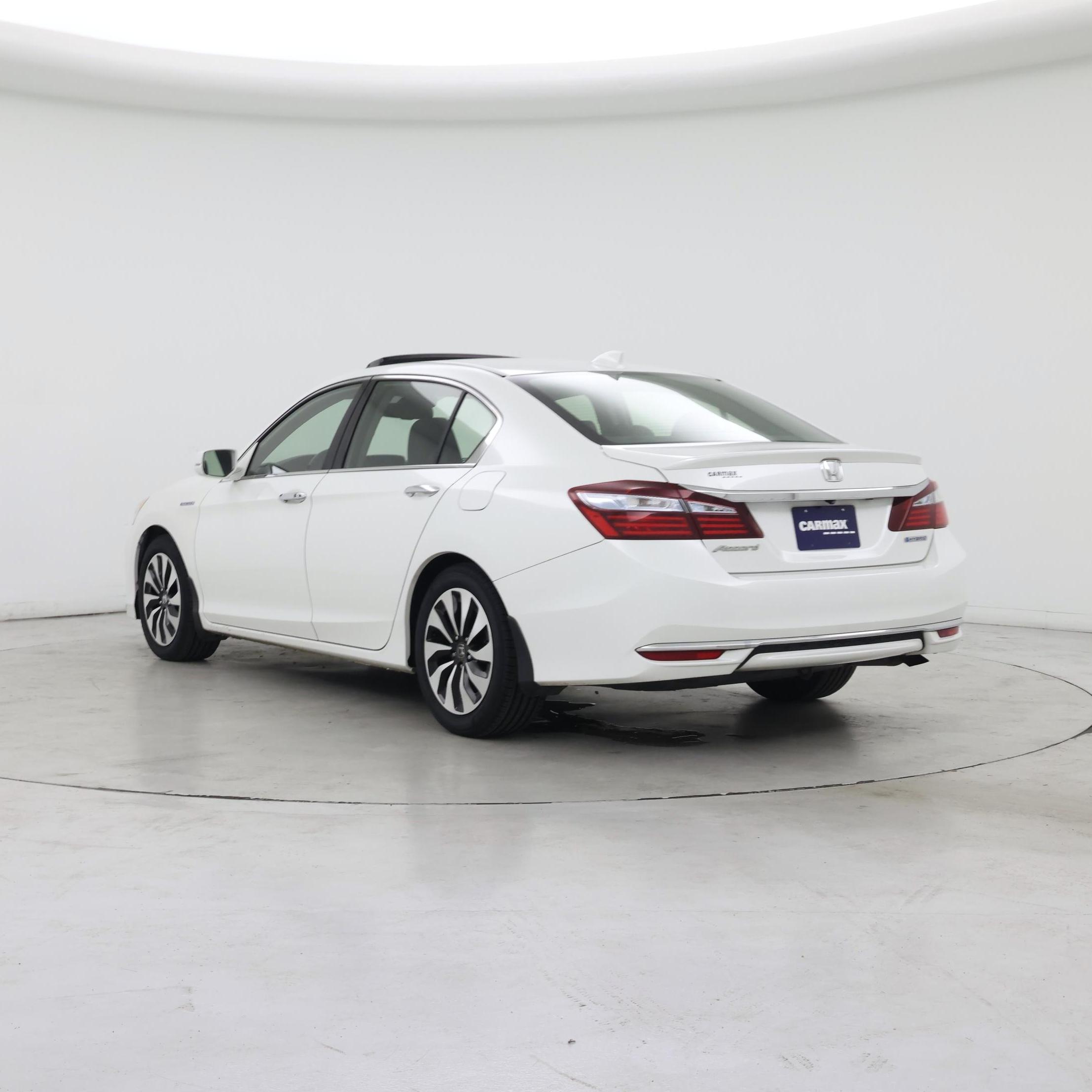 Thumbnail: 2017 Honda Accord - 2