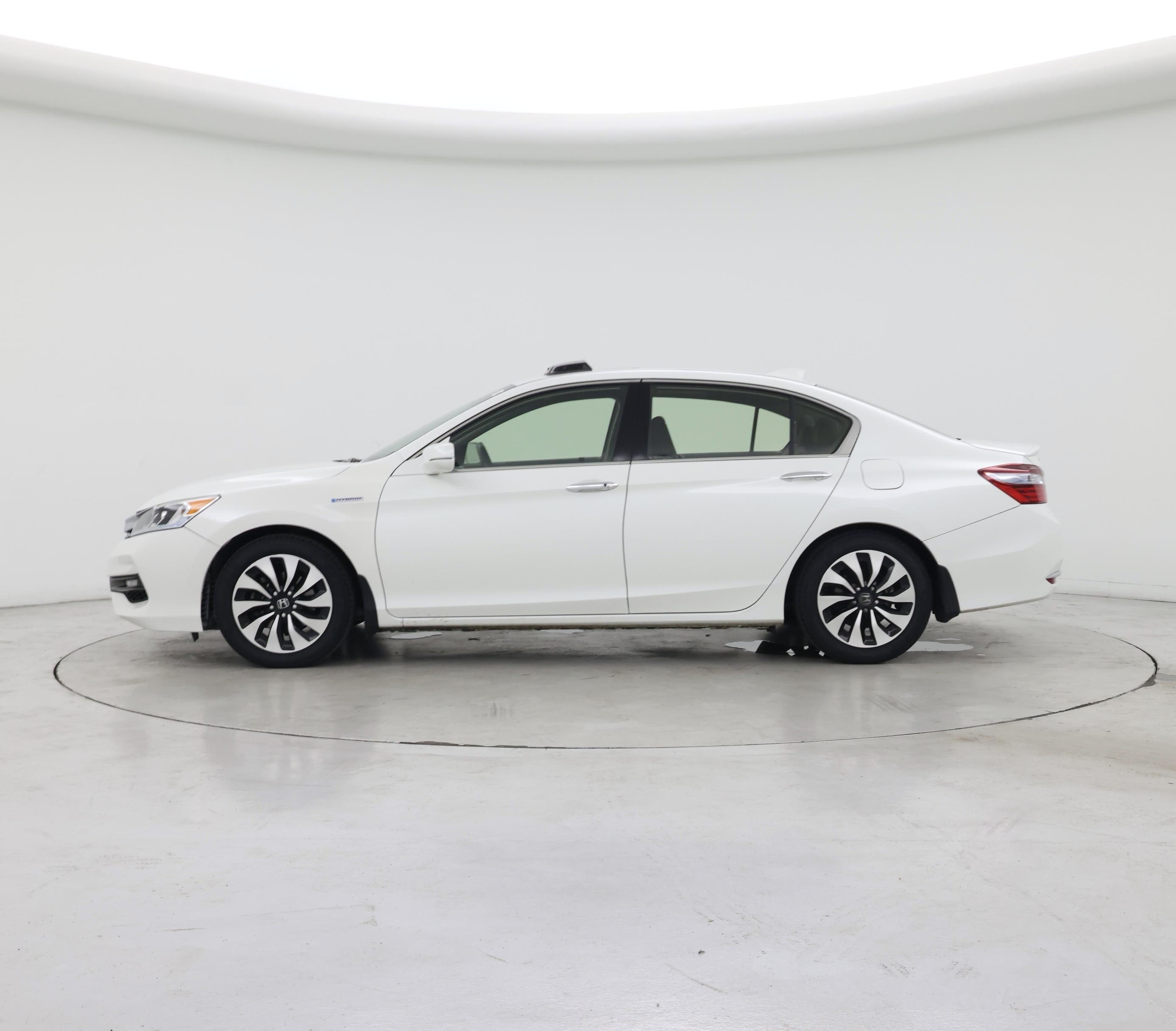 Thumbnail: 2017 Honda Accord - 3