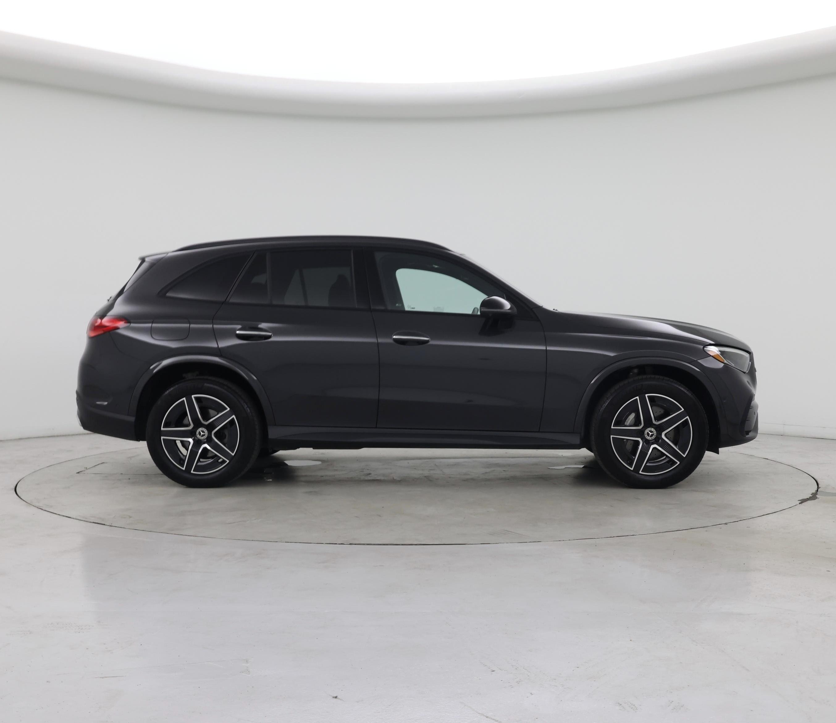 Thumbnail: 2025 Mercedes-Benz GLC - 7