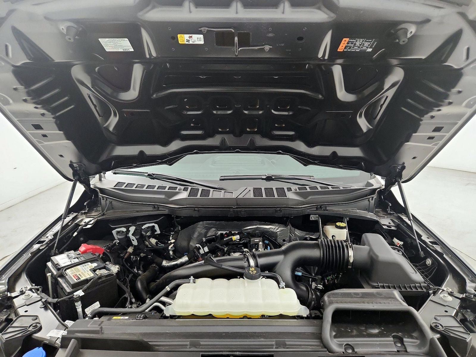 2024 Ford F-150 STX - Photo 23