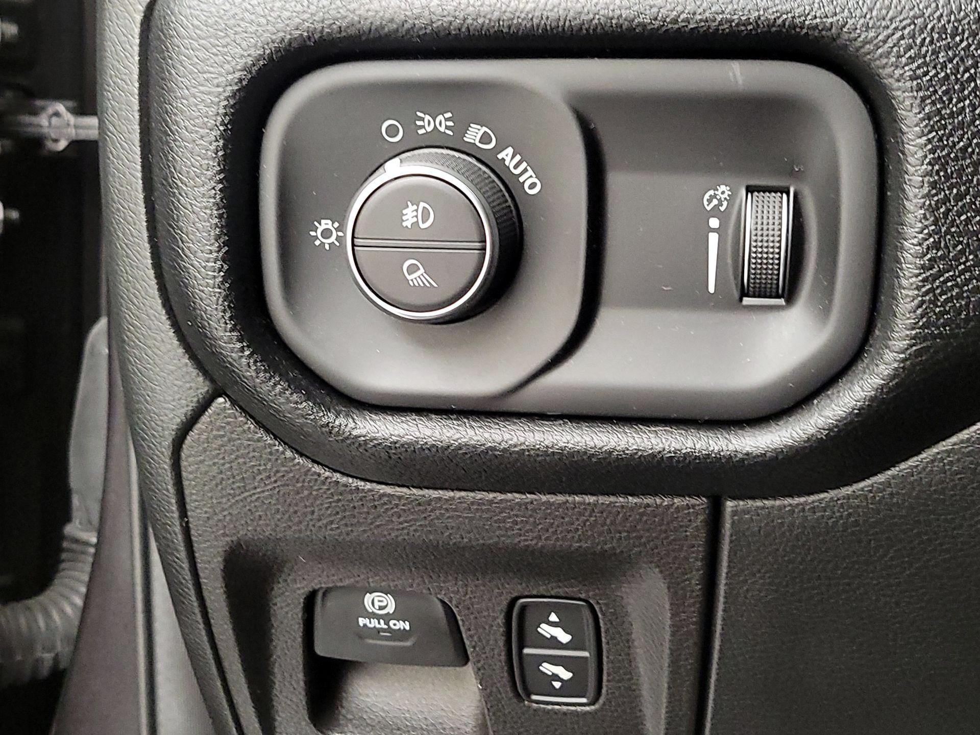 Thumbnail: 2022 RAM 1500 - 13