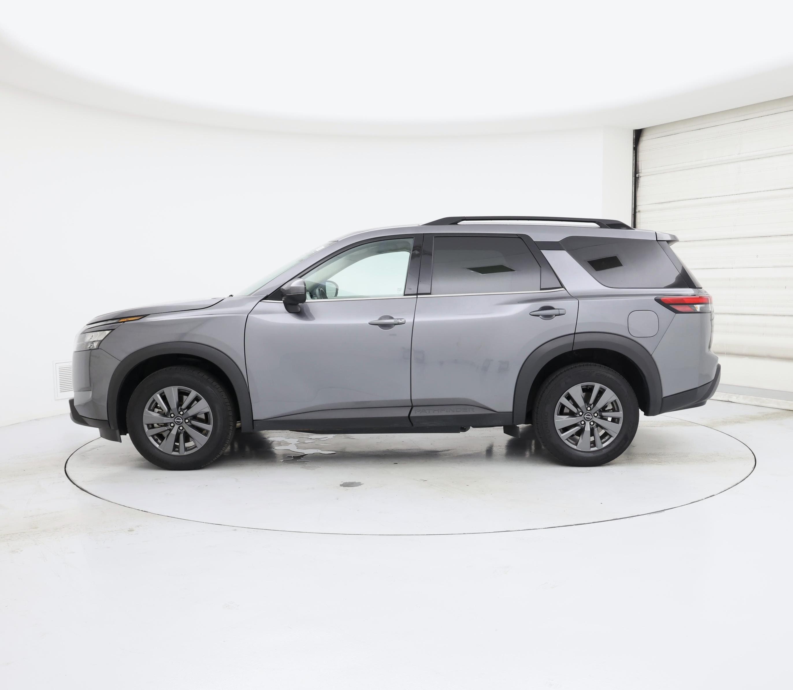 Thumbnail: 2025 Nissan Pathfinder - 3