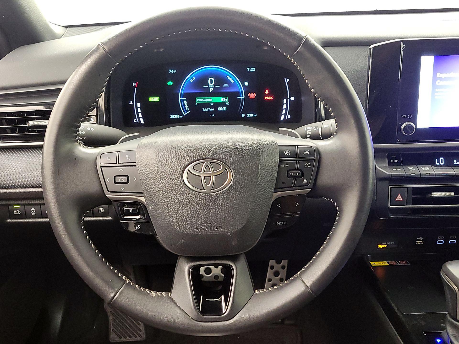Thumbnail: 2025 Toyota Camry - 10