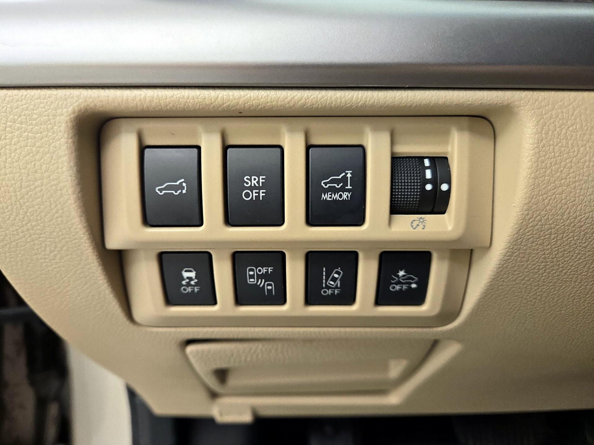 Thumbnail: 2015 Subaru Outback - 13