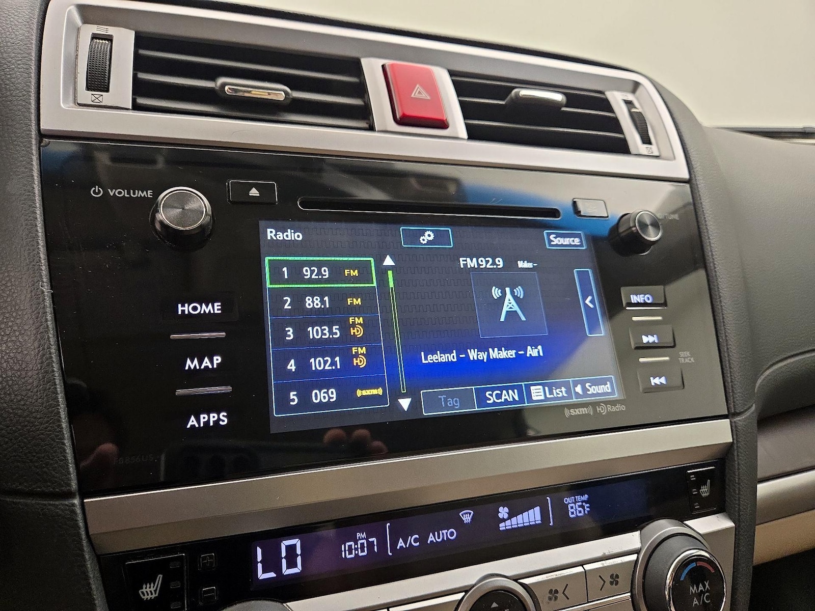 2015 Subaru Outback Limited - Photo 17