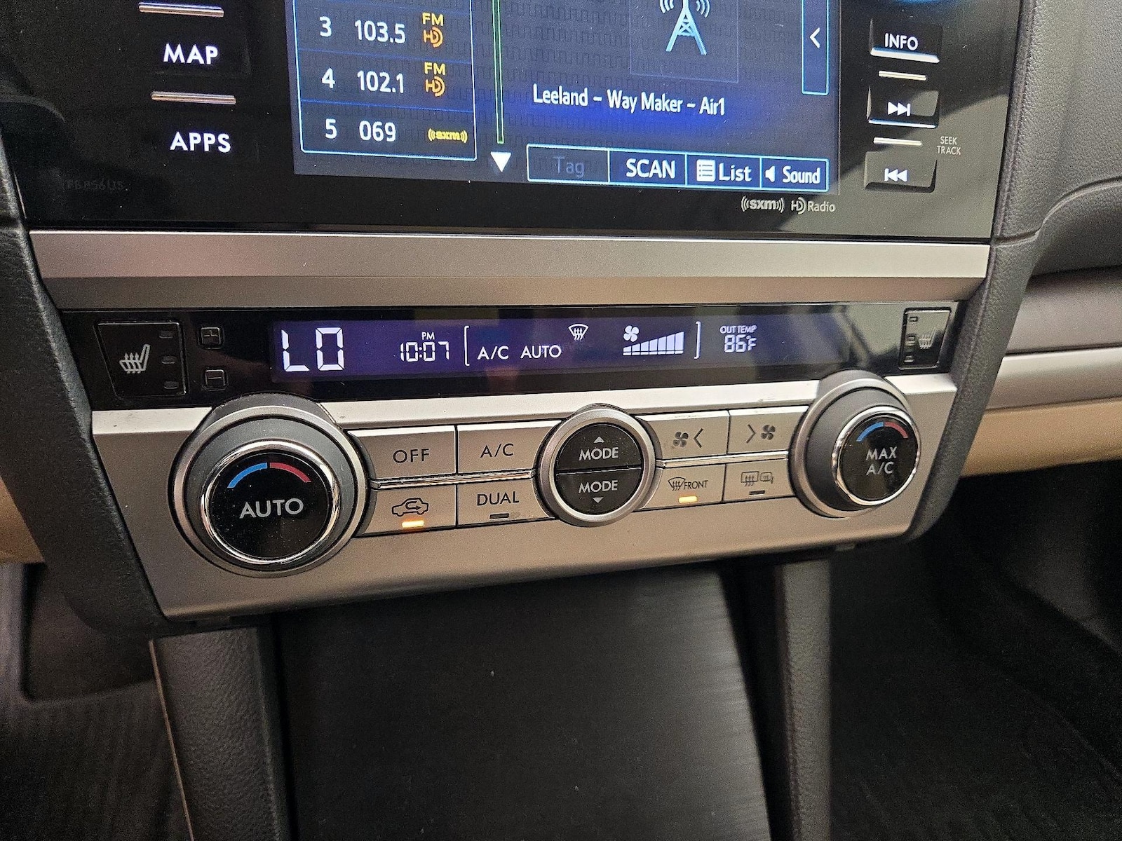 2015 Subaru Outback Limited - Photo 18
