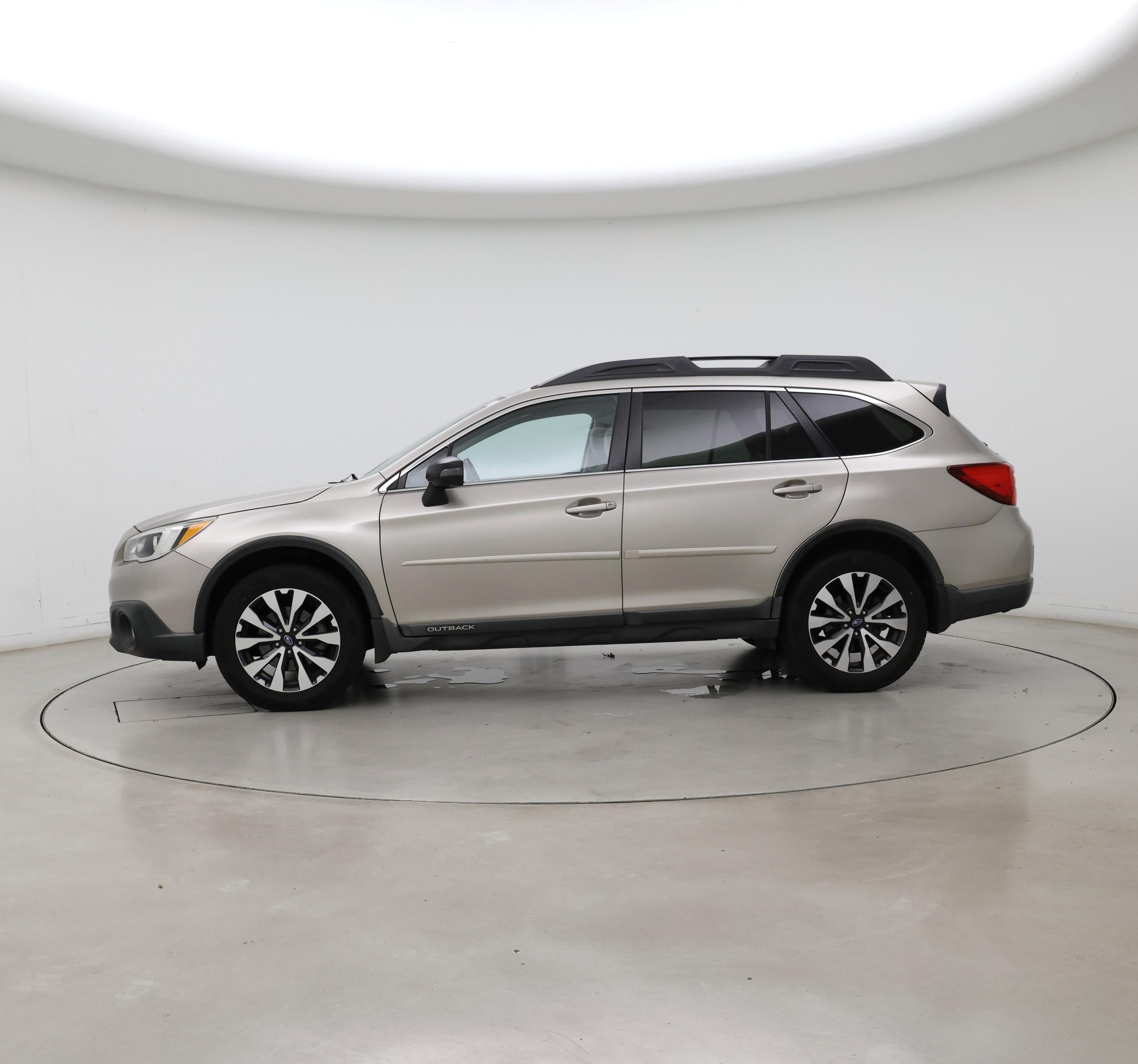 Thumbnail: 2015 Subaru Outback - 3