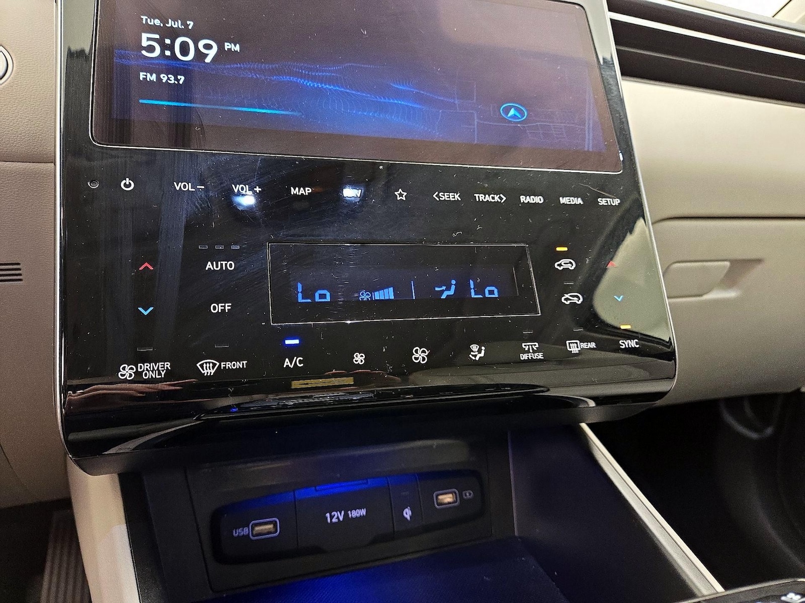 2024 Hyundai Tucson Limited - Photo 18