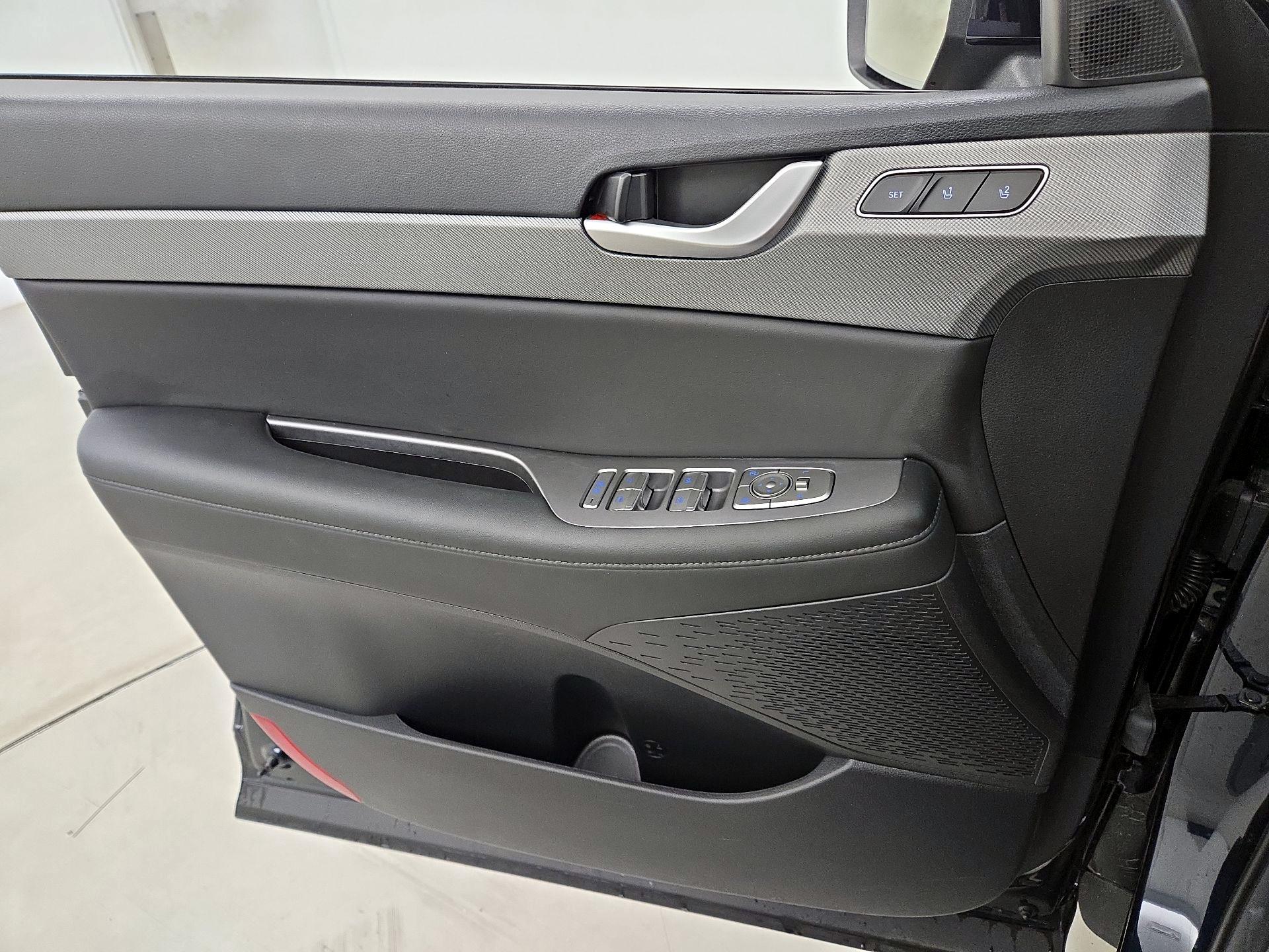 Thumbnail: 2025 Hyundai Palisade - 12