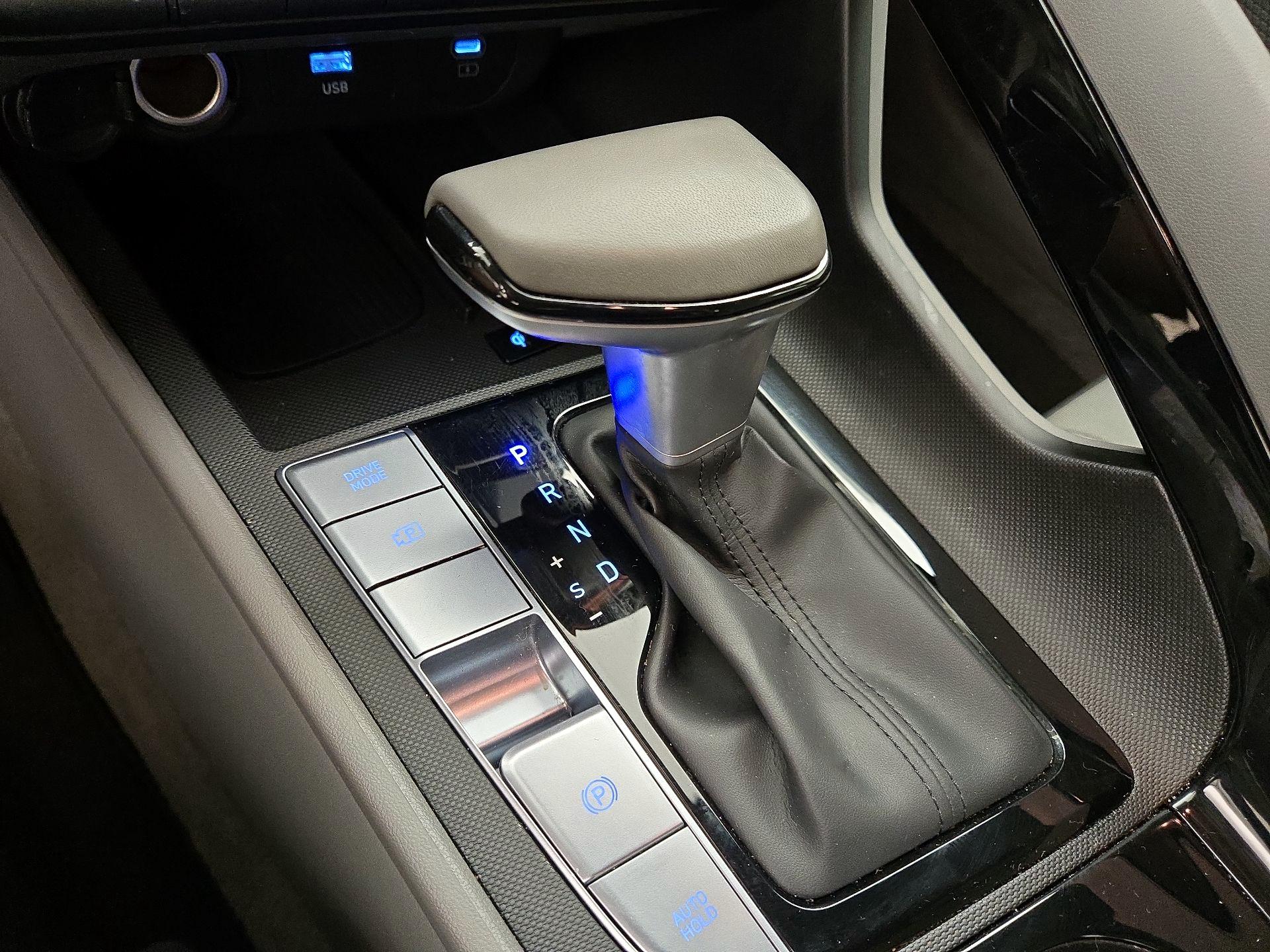 Thumbnail: 2025 Hyundai Elantra - 18