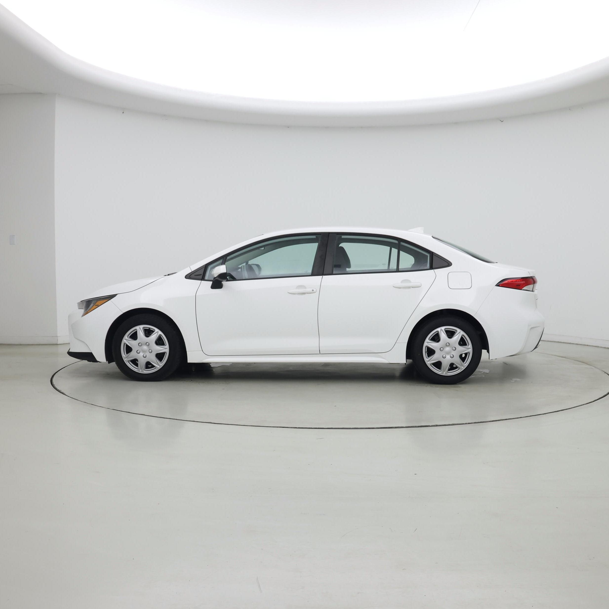 Thumbnail: 2021 Toyota Corolla - 3