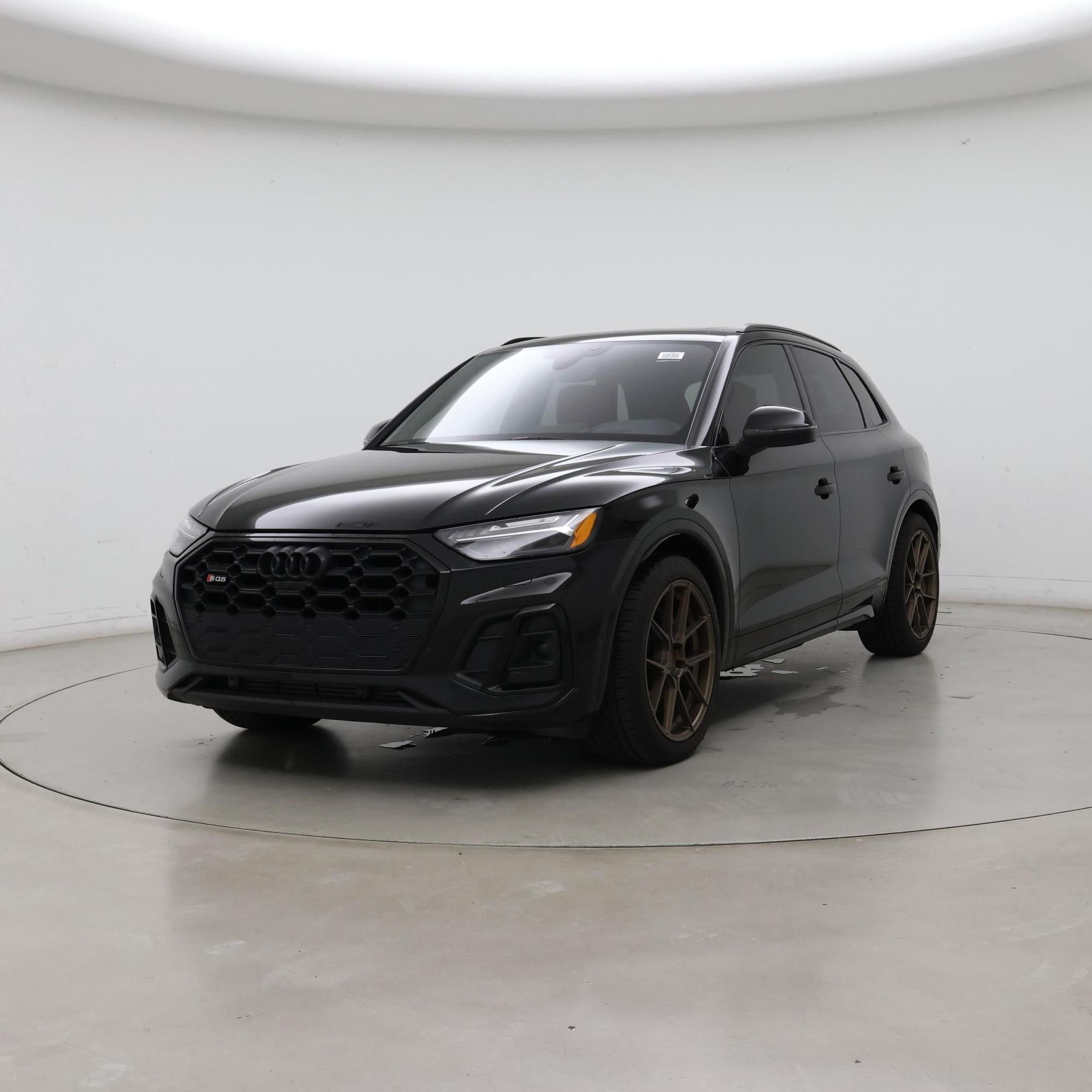 Thumbnail: 2024 Audi SQ5 - 4