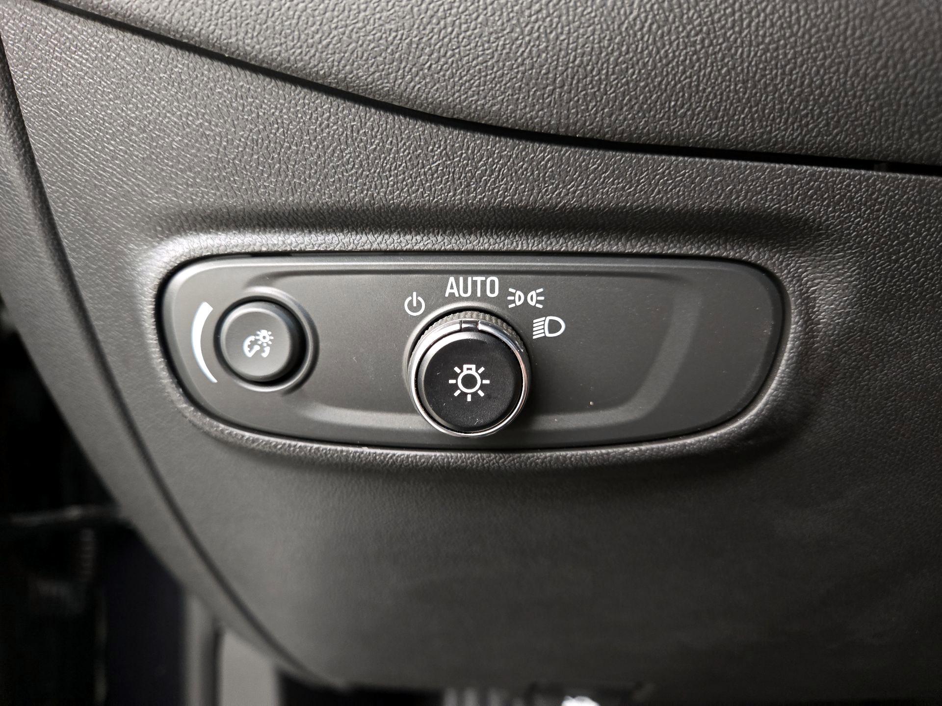 Thumbnail: 2023 Chevrolet Equinox - 13