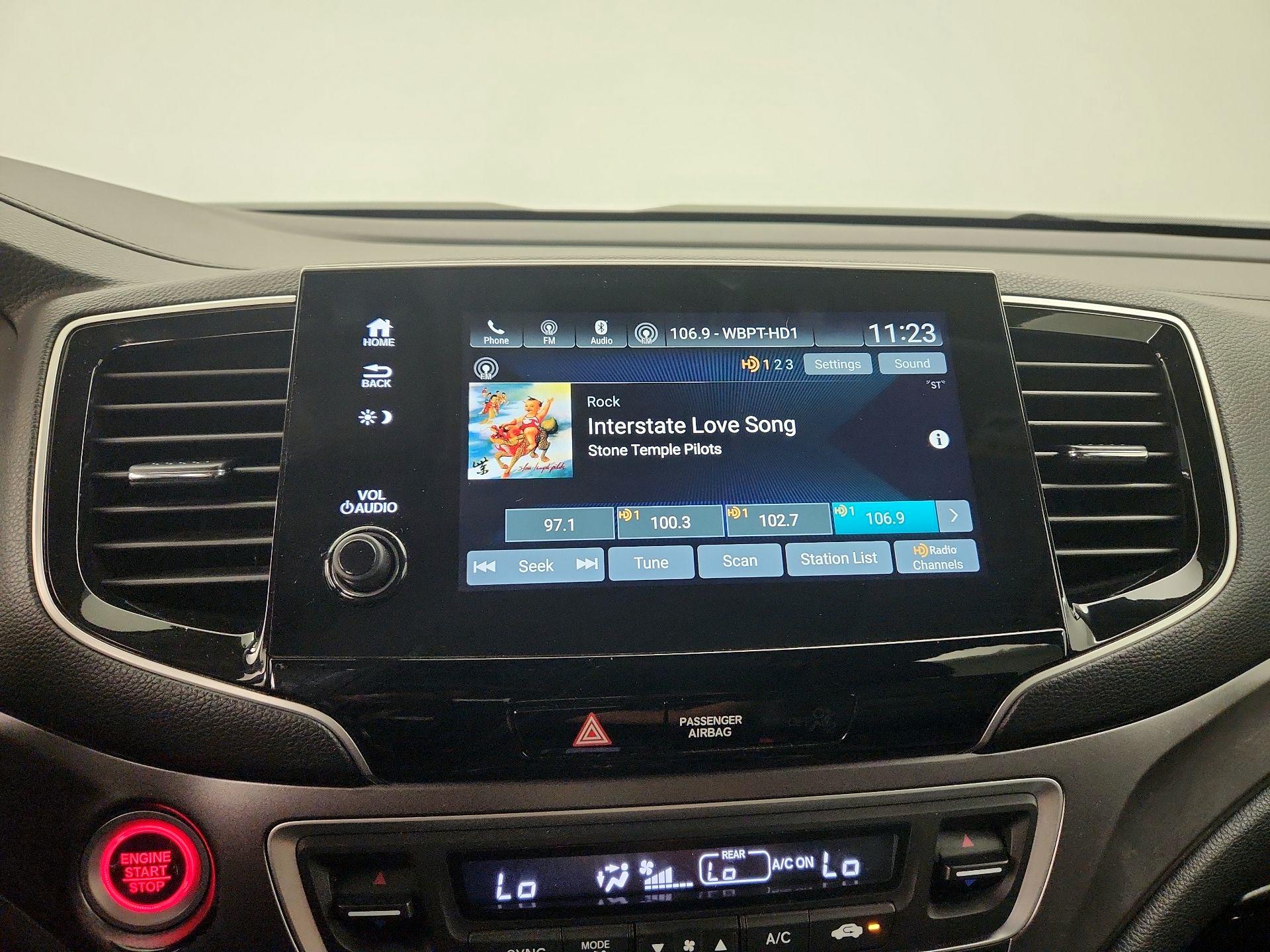 Thumbnail: 2020 Honda Pilot - 15