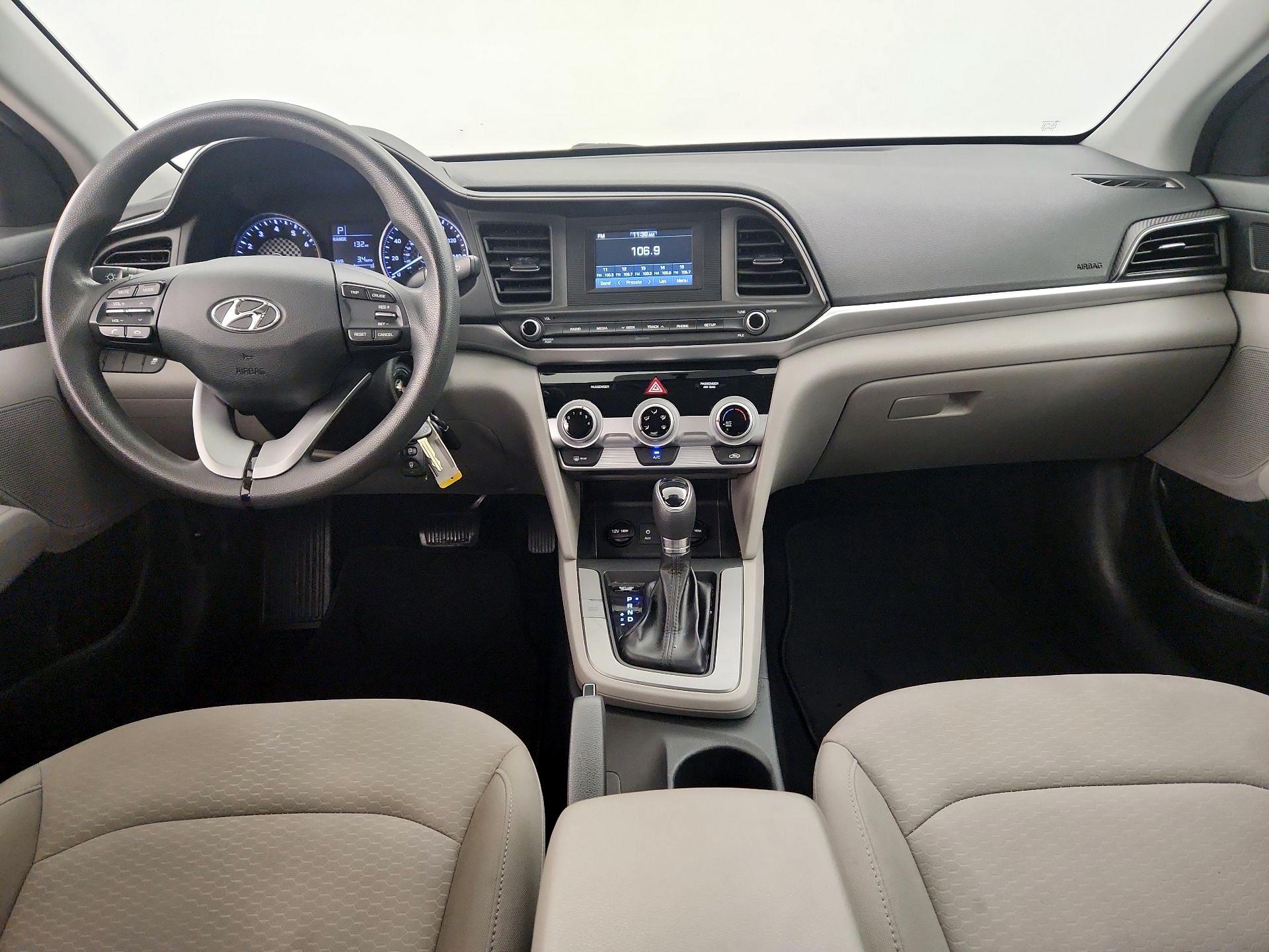 Thumbnail: 2019 Hyundai Elantra - 9
