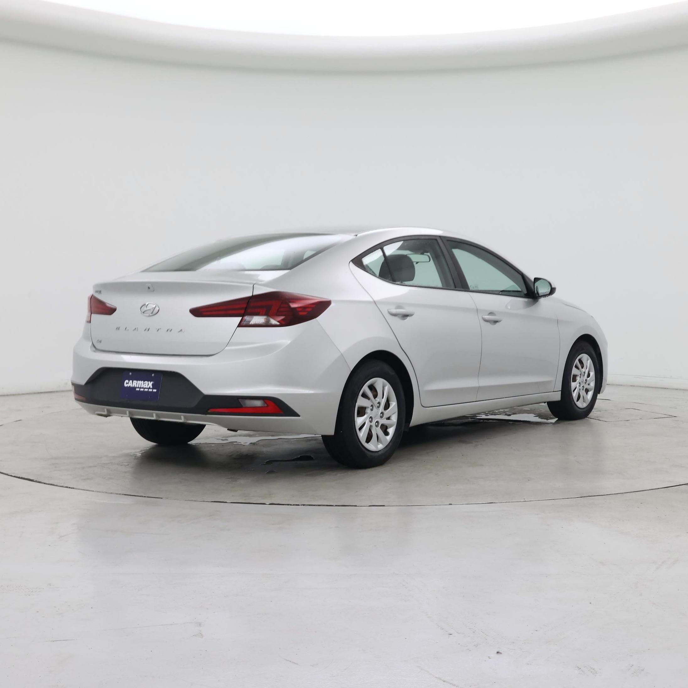 Thumbnail: 2019 Hyundai Elantra - 8