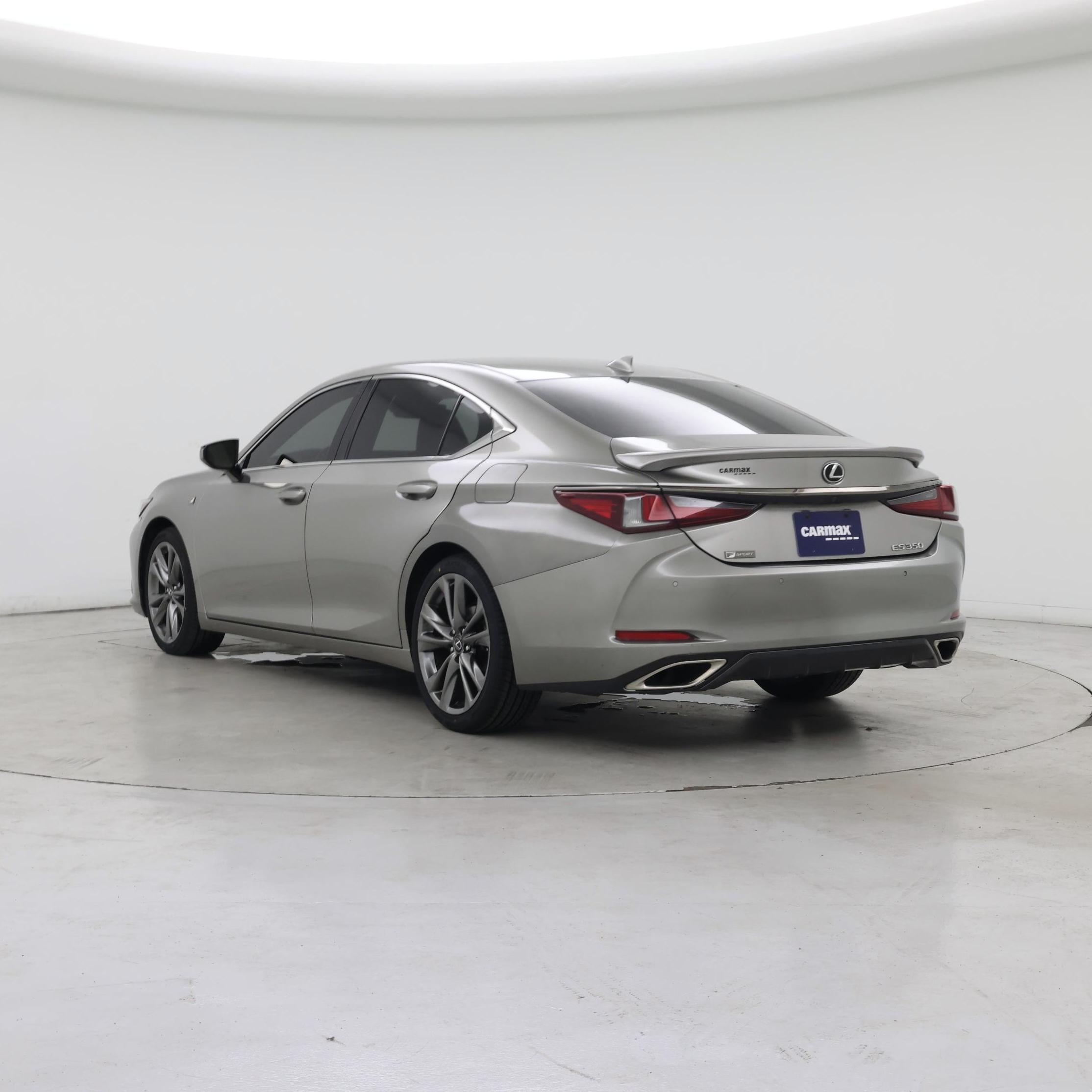 Thumbnail: 2020 Lexus ES - 2