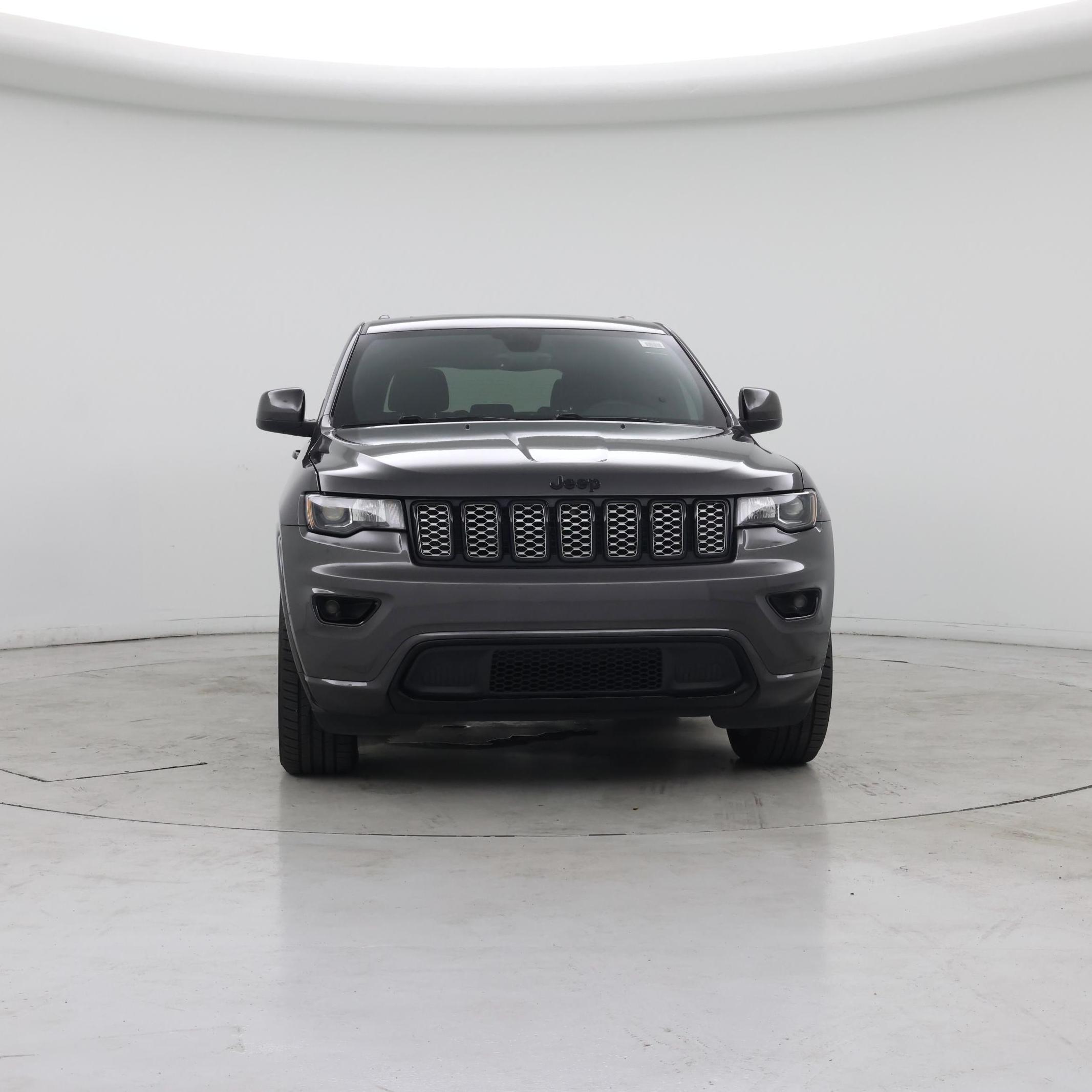 Thumbnail: 2018 Jeep Grand Cherokee - 5