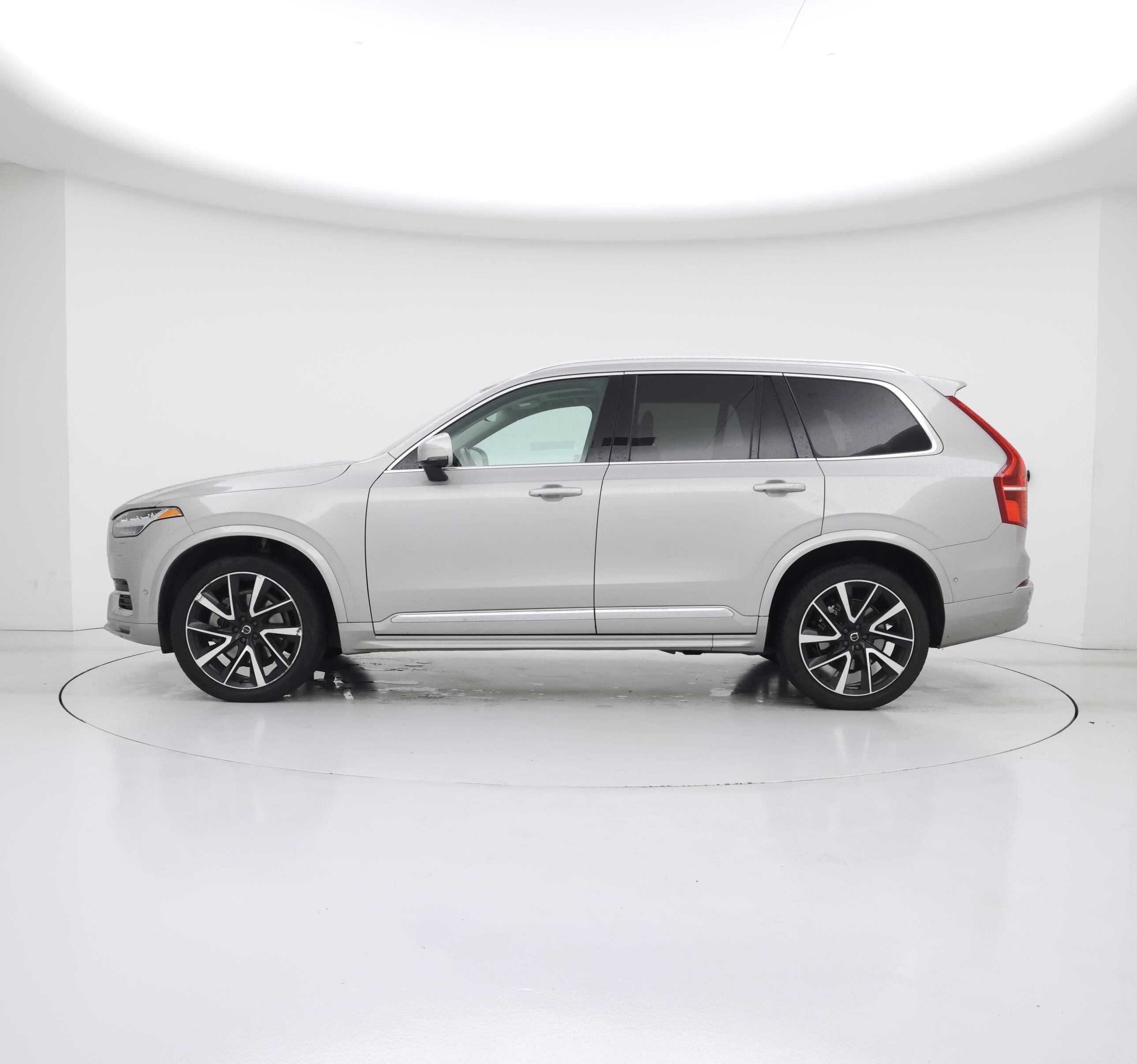 Thumbnail: 2023 Volvo XC90 - 3