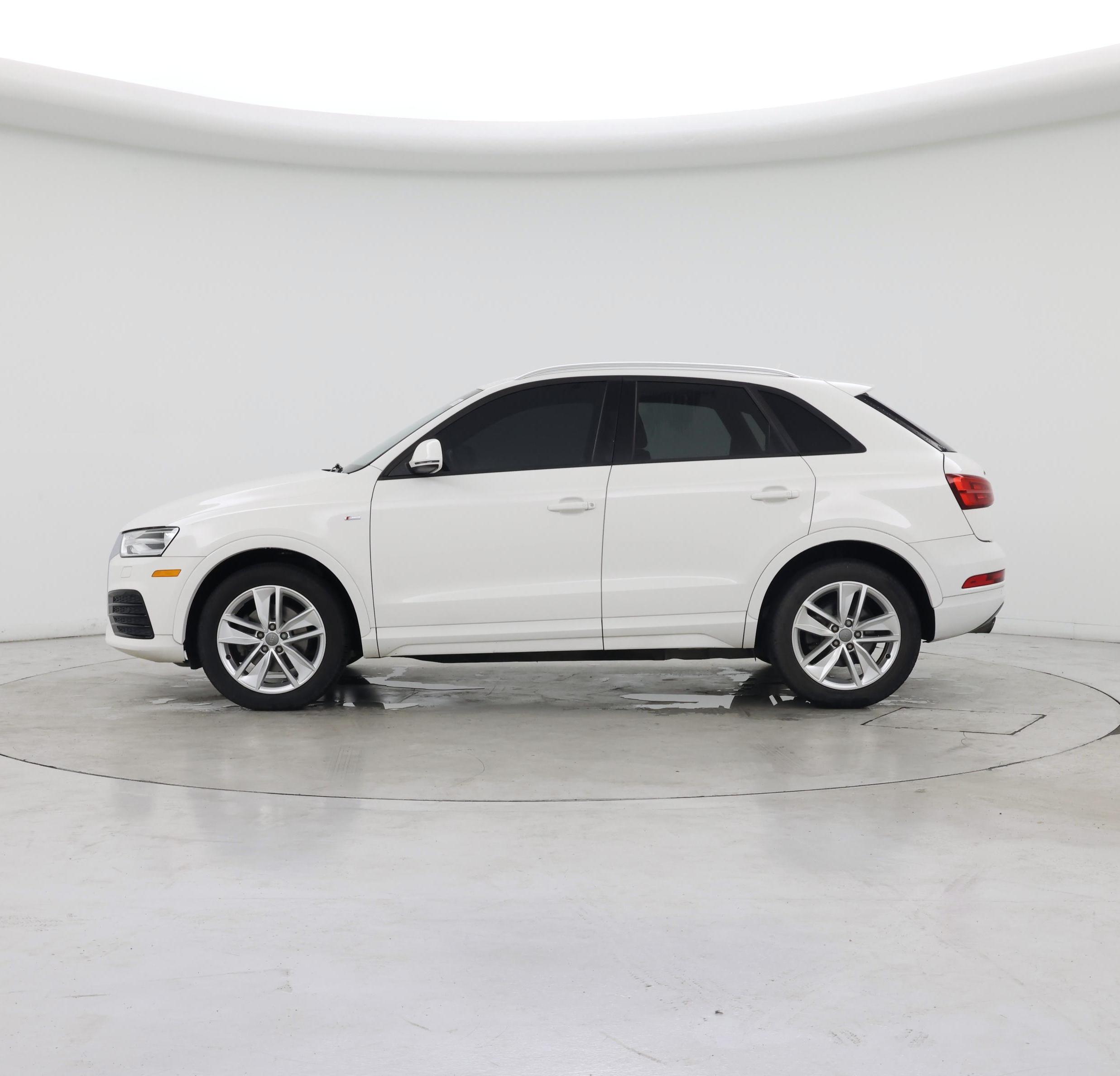 Thumbnail: 2018 Audi Q3 - 3