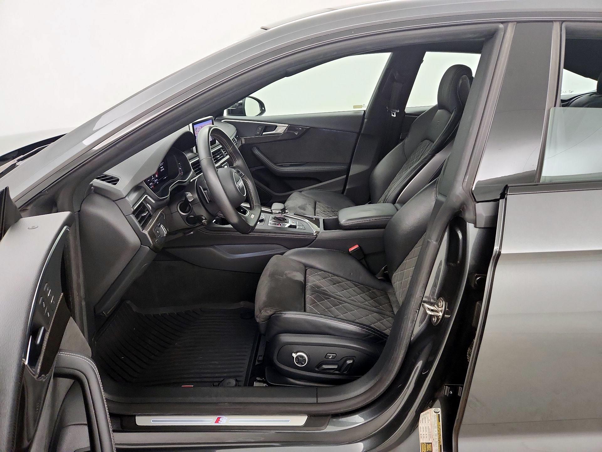 Thumbnail: 2019 Audi S5 - 11