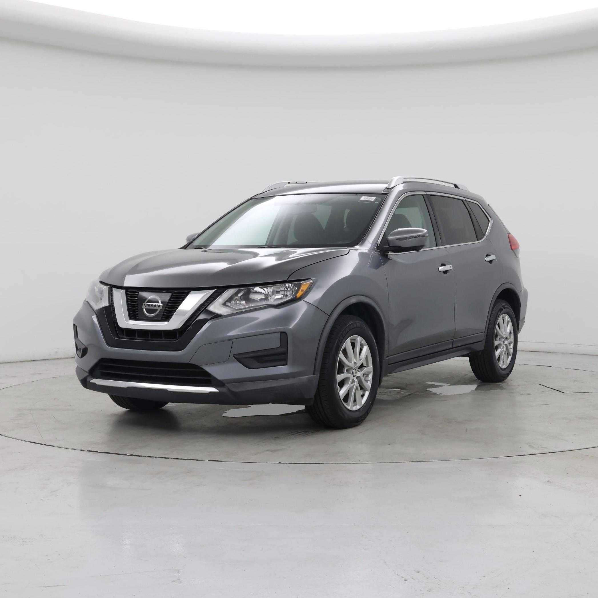 Thumbnail: 2017 Nissan Rogue - 4
