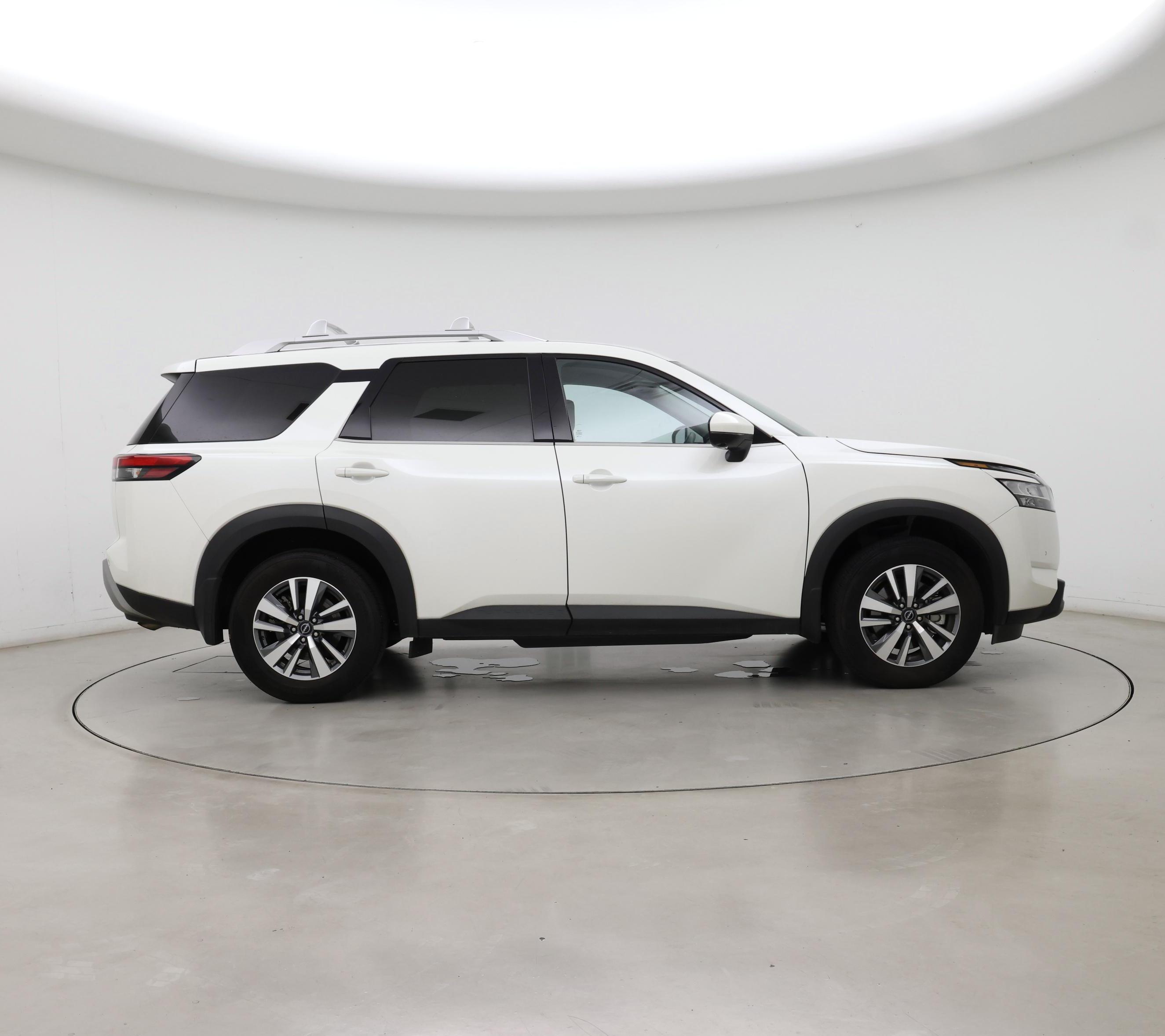Thumbnail: 2024 Nissan Pathfinder - 7