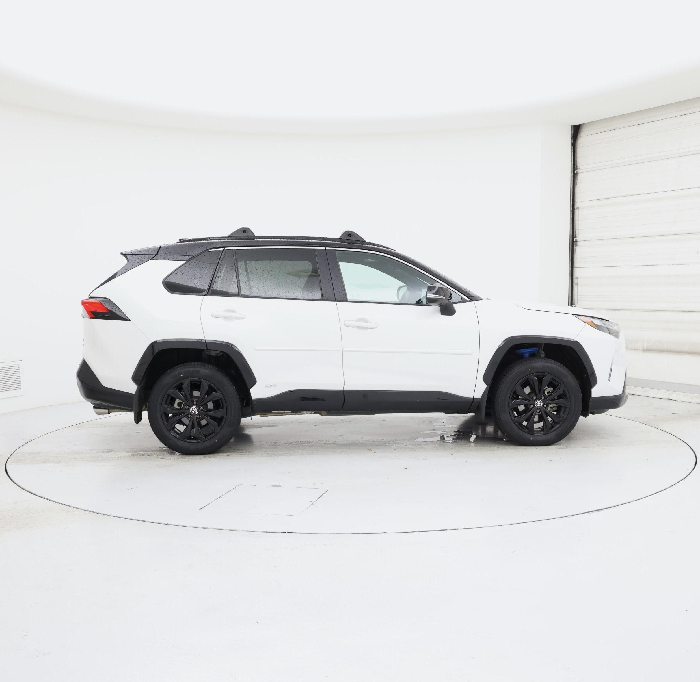 Thumbnail: 2024 Toyota RAV4 - 7