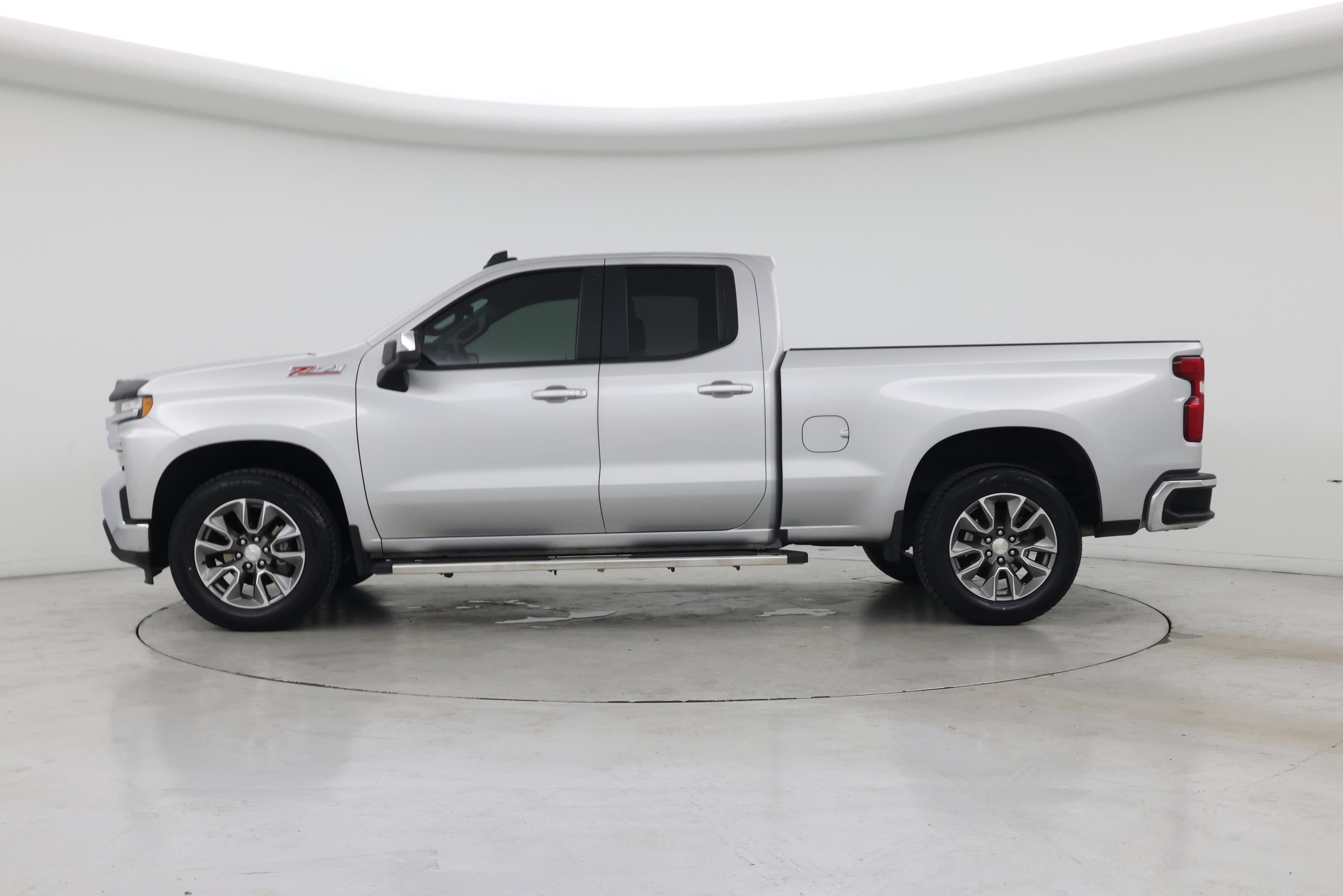 Thumbnail: 2022 Chevrolet Silverado 1500 - 3