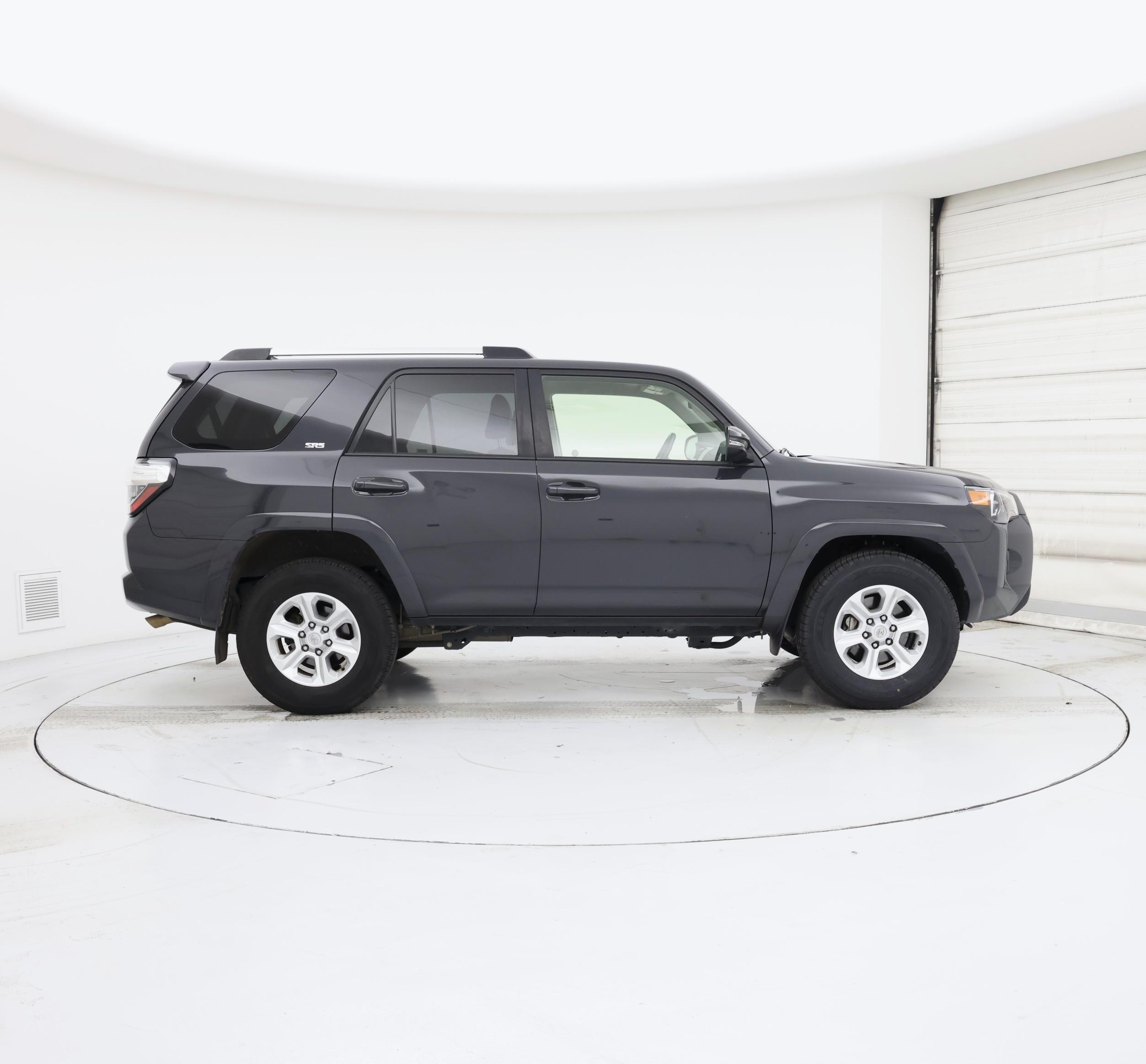 Thumbnail: 2024 Toyota 4Runner - 7