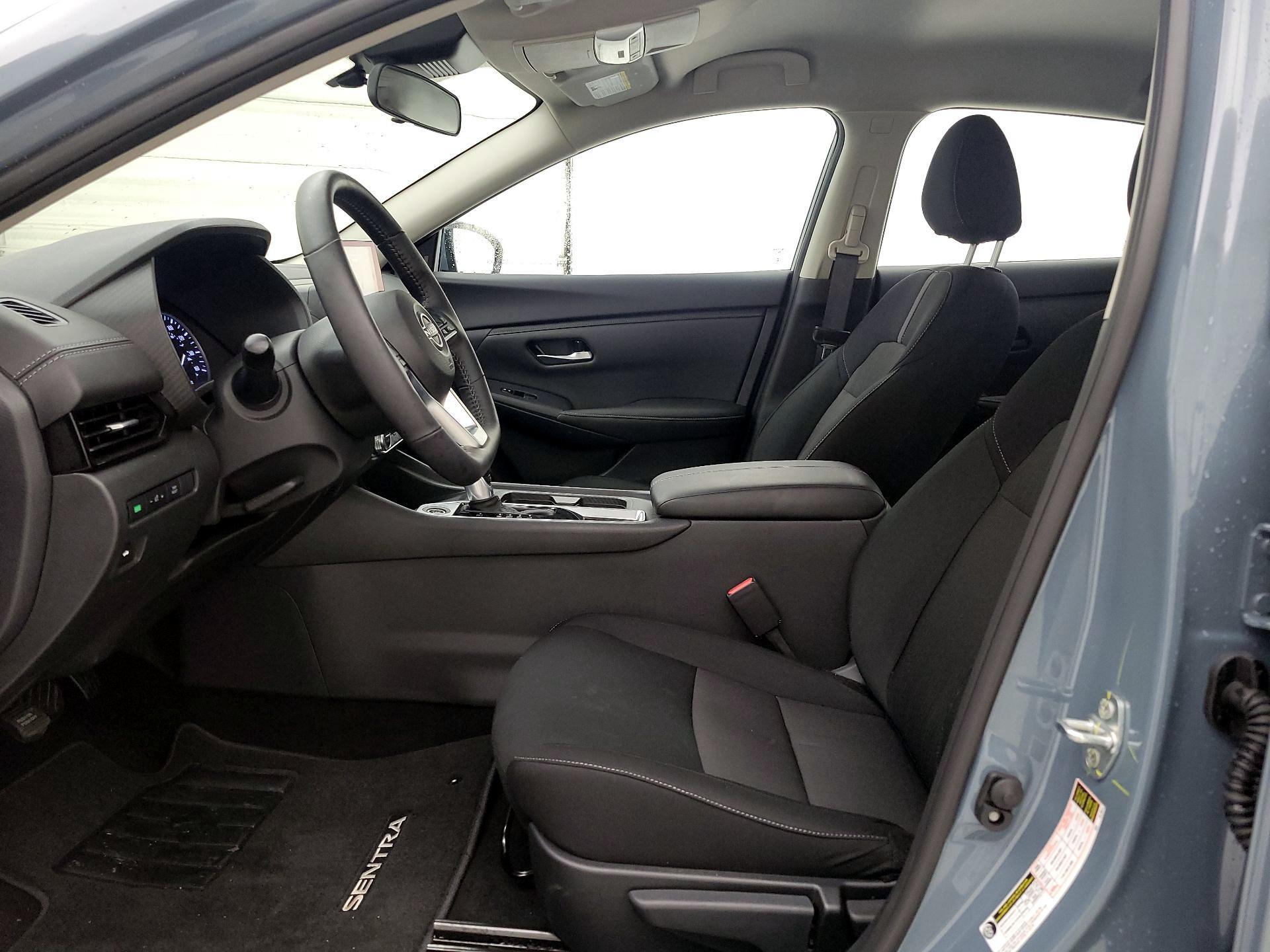 Thumbnail: 2025 Nissan Sentra - 11