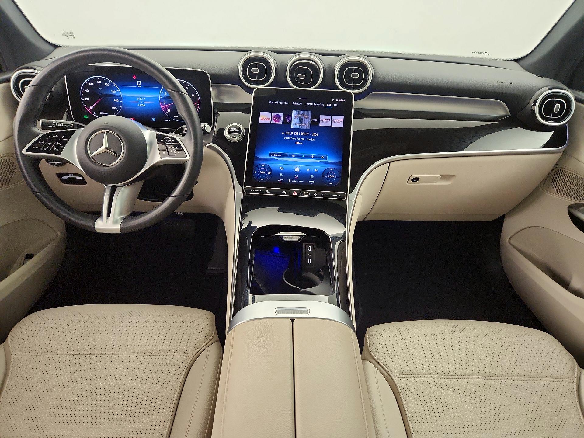 Thumbnail: 2025 Mercedes-Benz GLC - 9