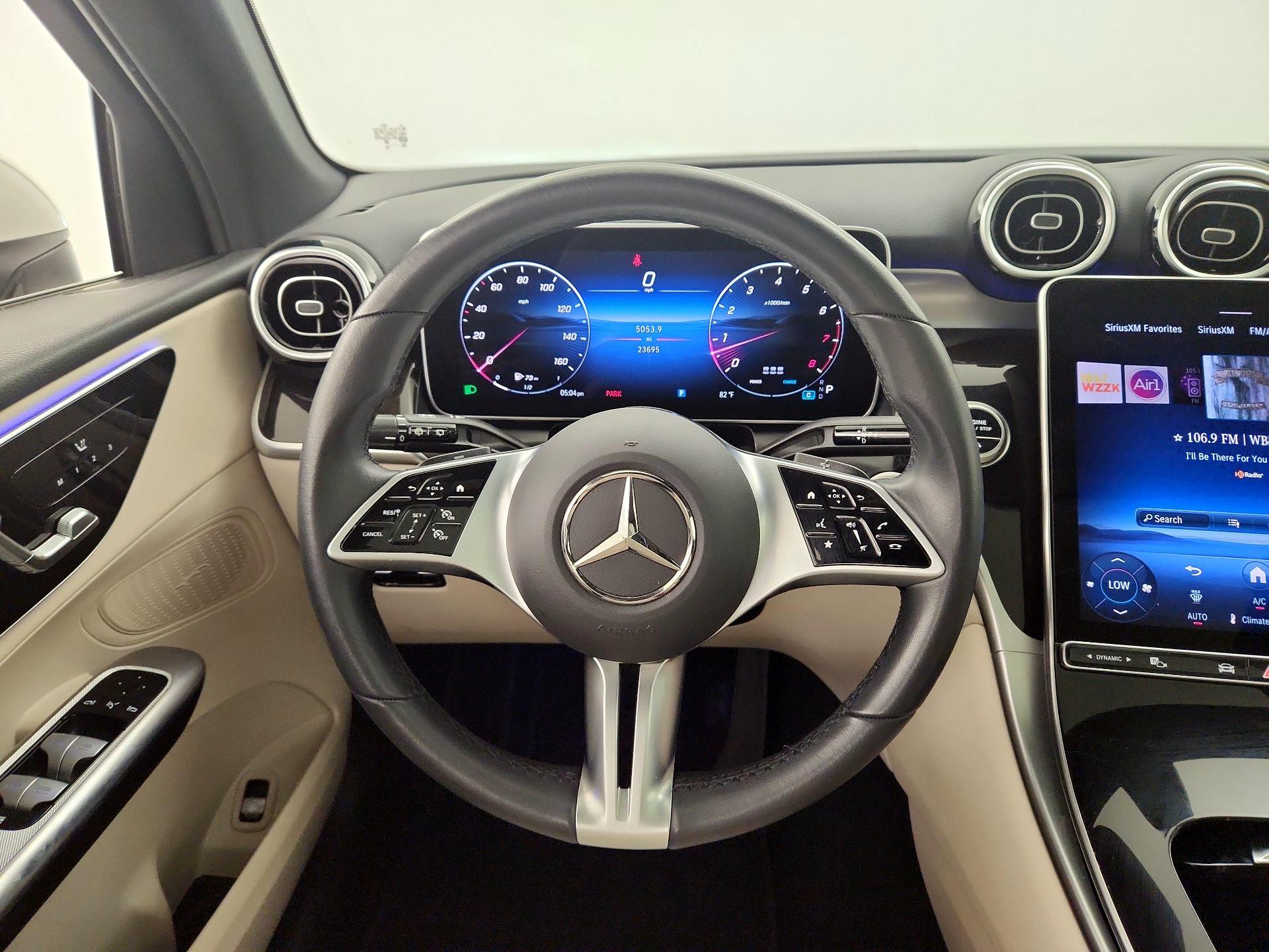 Thumbnail: 2025 Mercedes-Benz GLC - 10