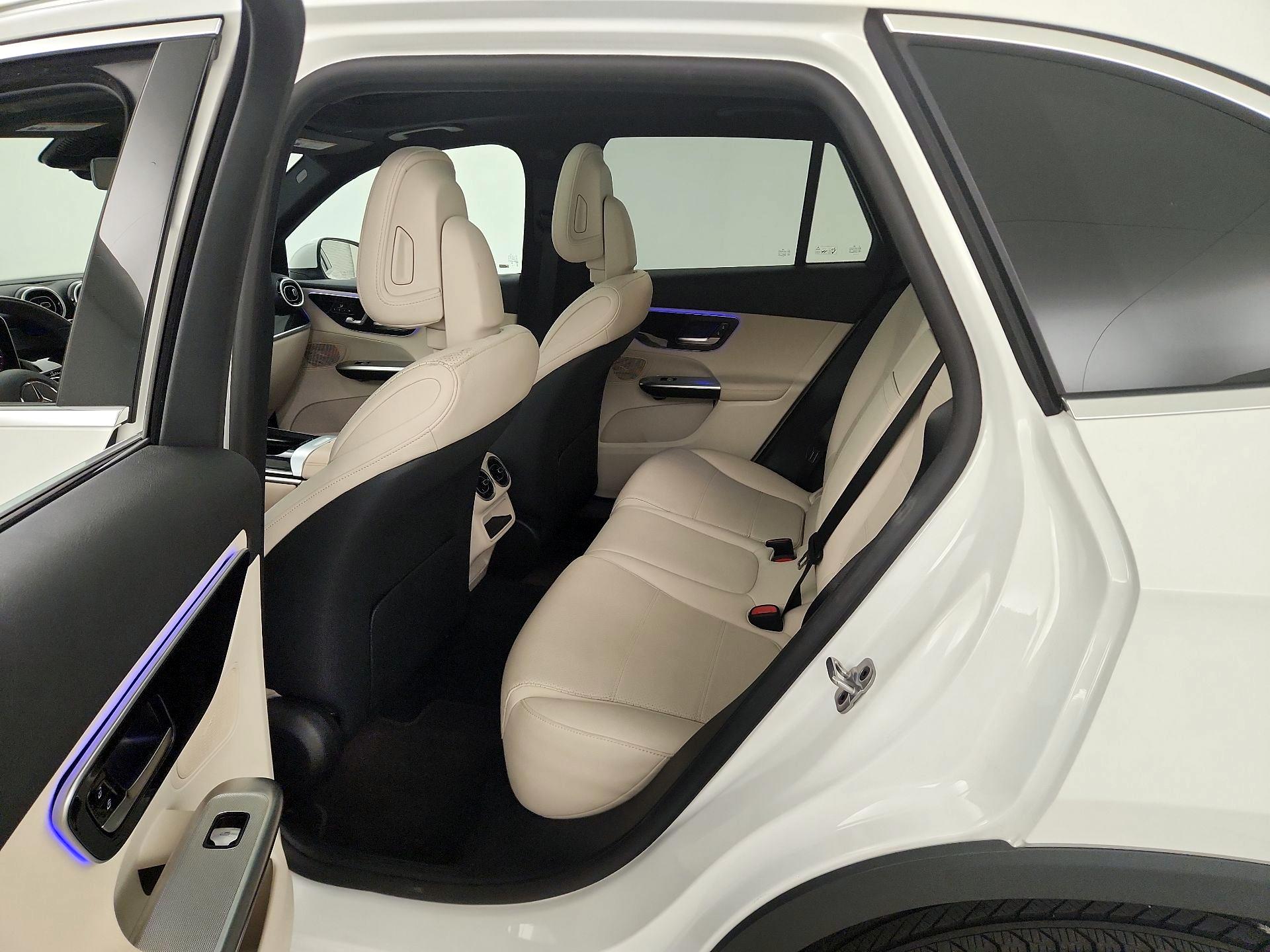 Thumbnail: 2025 Mercedes-Benz GLC - 20