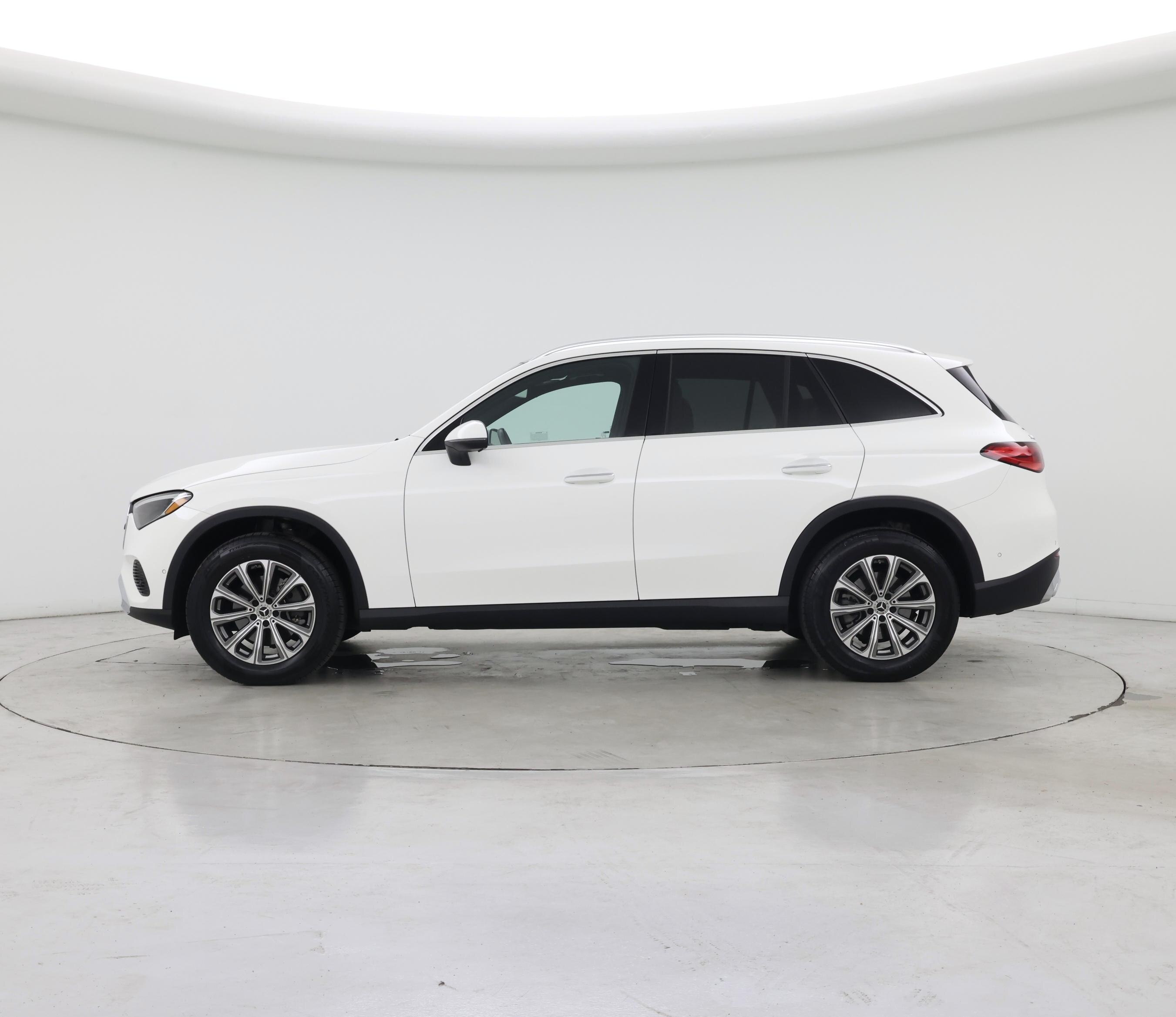 Thumbnail: 2025 Mercedes-Benz GLC - 3
