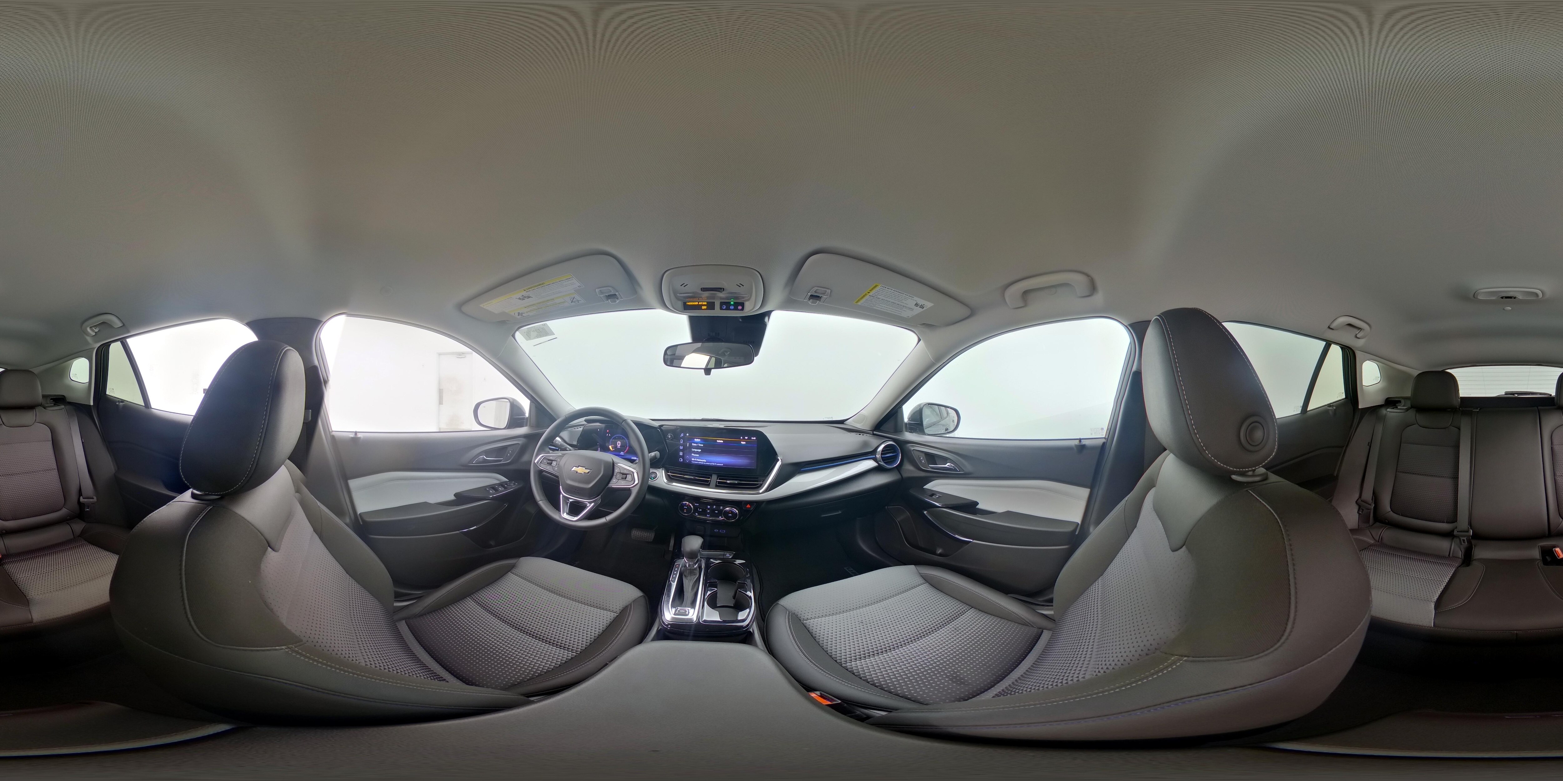 2025 Chevrolet Trax LT - Photo 24