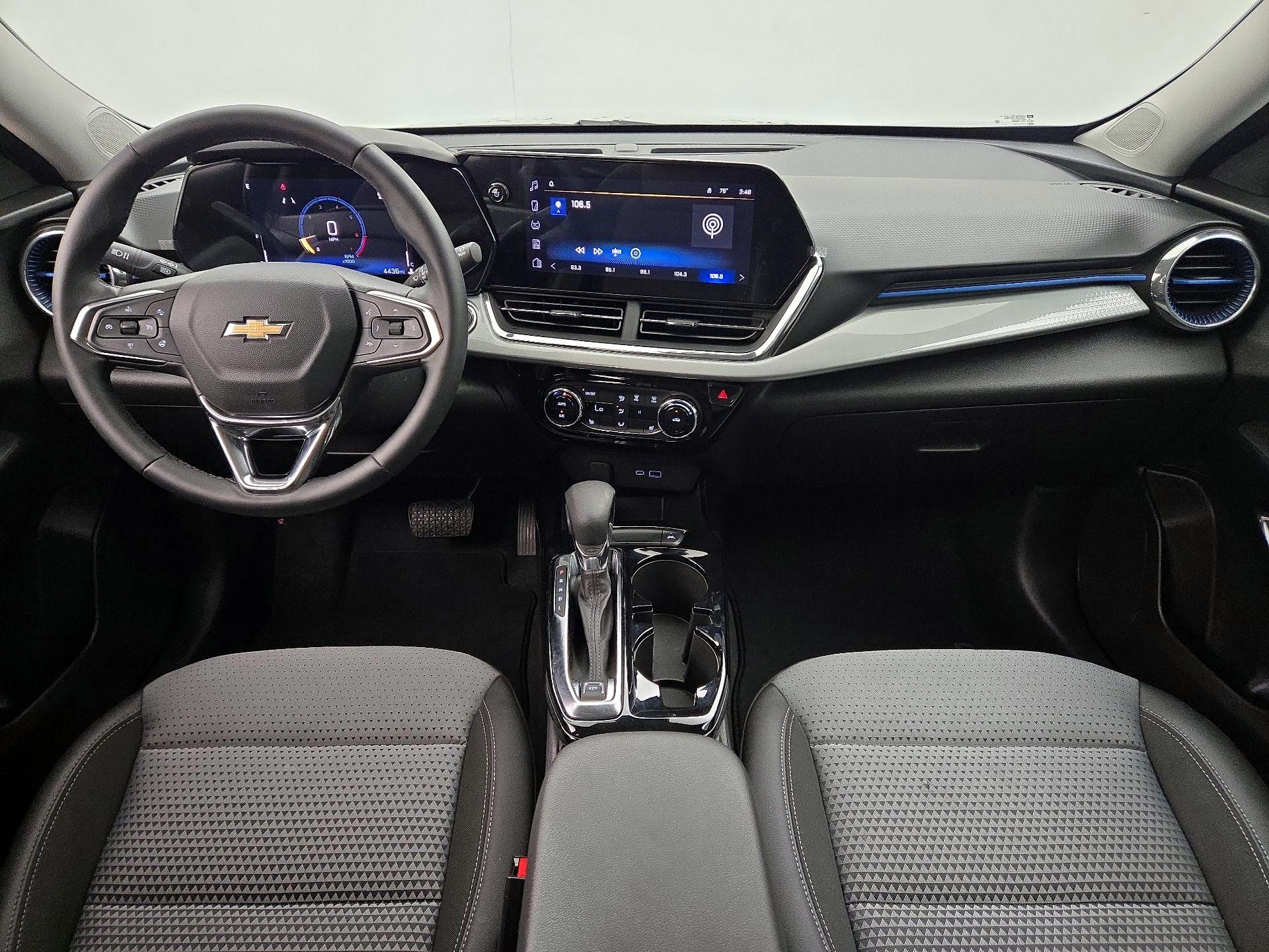 Thumbnail: 2025 Chevrolet Trax - 9