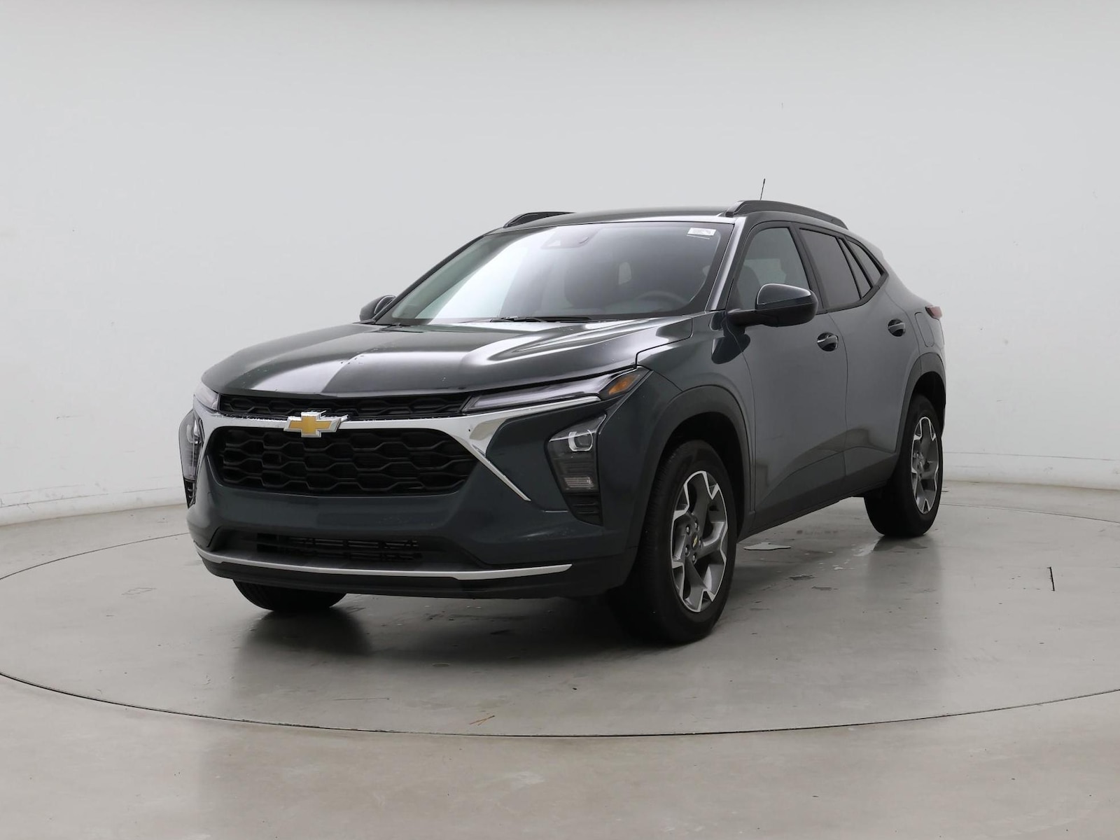 2025 Chevrolet Trax LT - Photo 5