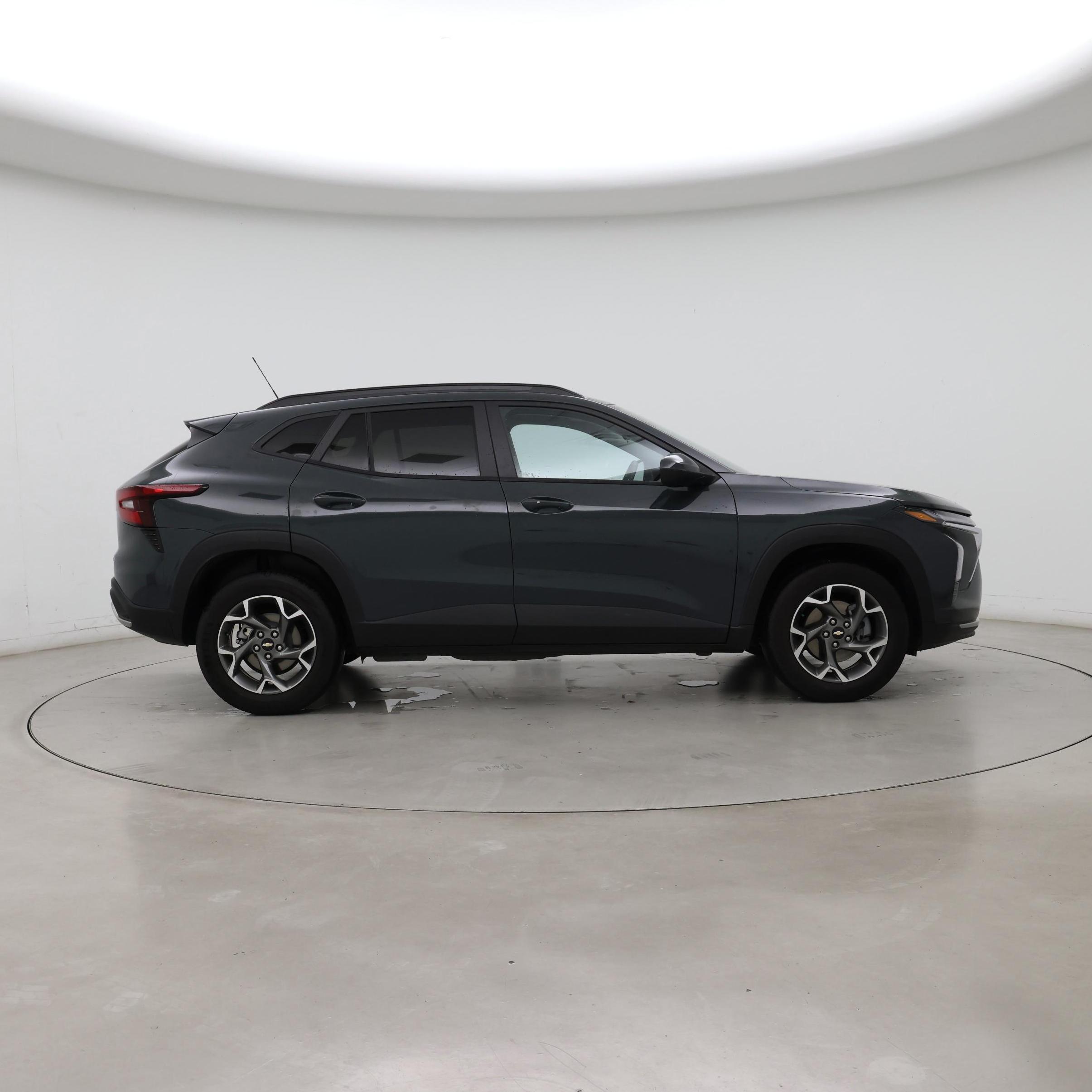 Thumbnail: 2025 Chevrolet Trax - 7