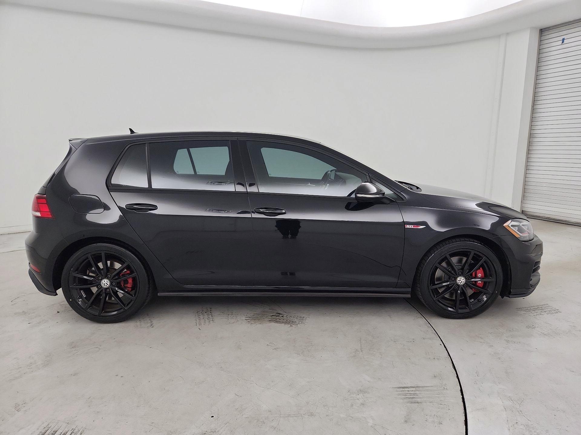 Thumbnail: 2019 Volkswagen Golf - 4