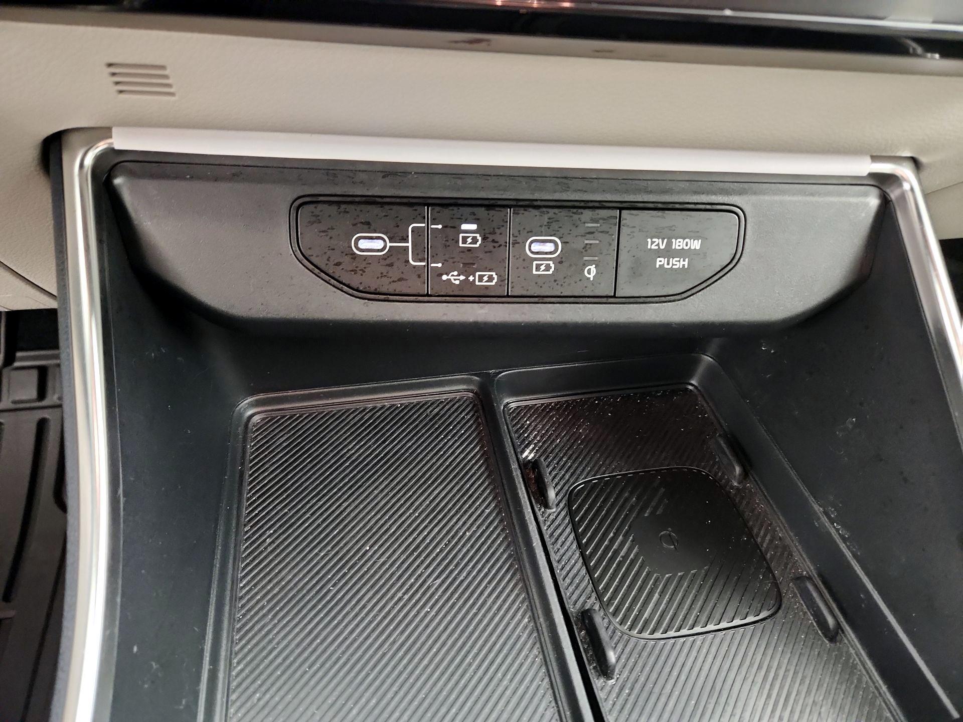 Thumbnail: 2026 Kia Carnival - 19