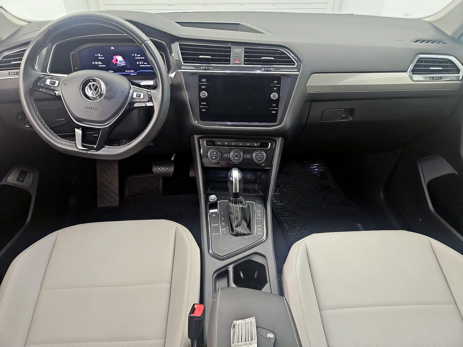 2021 Volkswagen Tiguan SEL - Photo 10