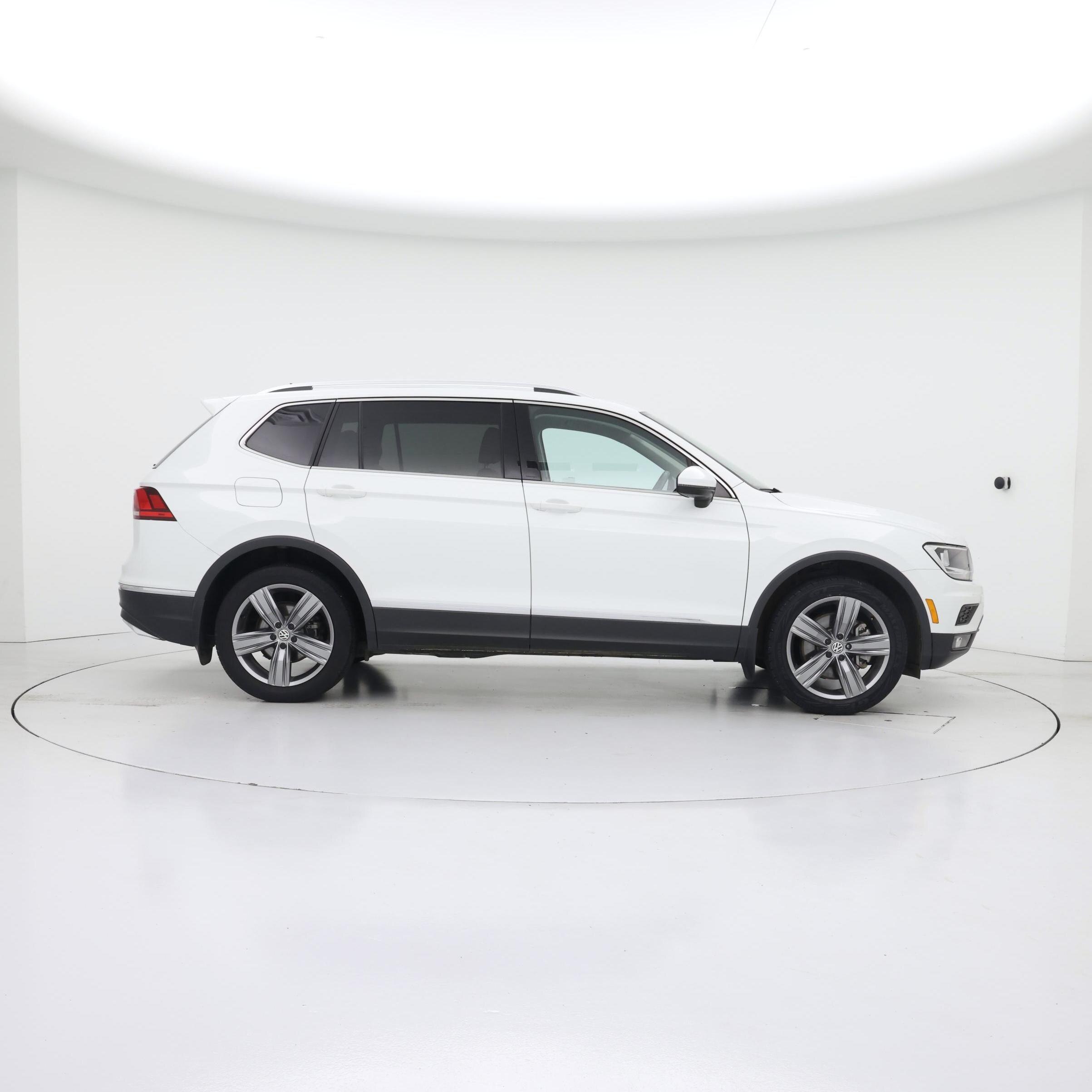 Thumbnail: 2021 Volkswagen Tiguan - 7