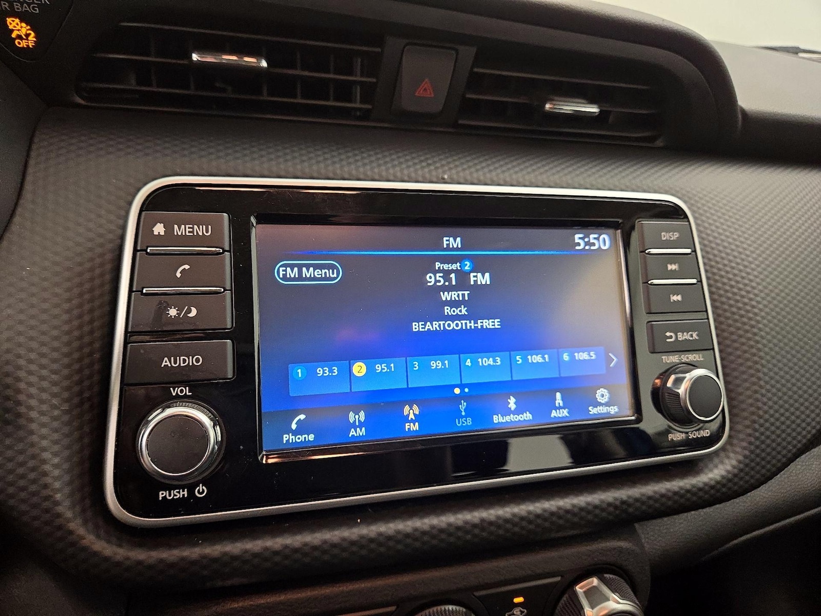 2025 Nissan KICKS PLAY Base - Photo 16
