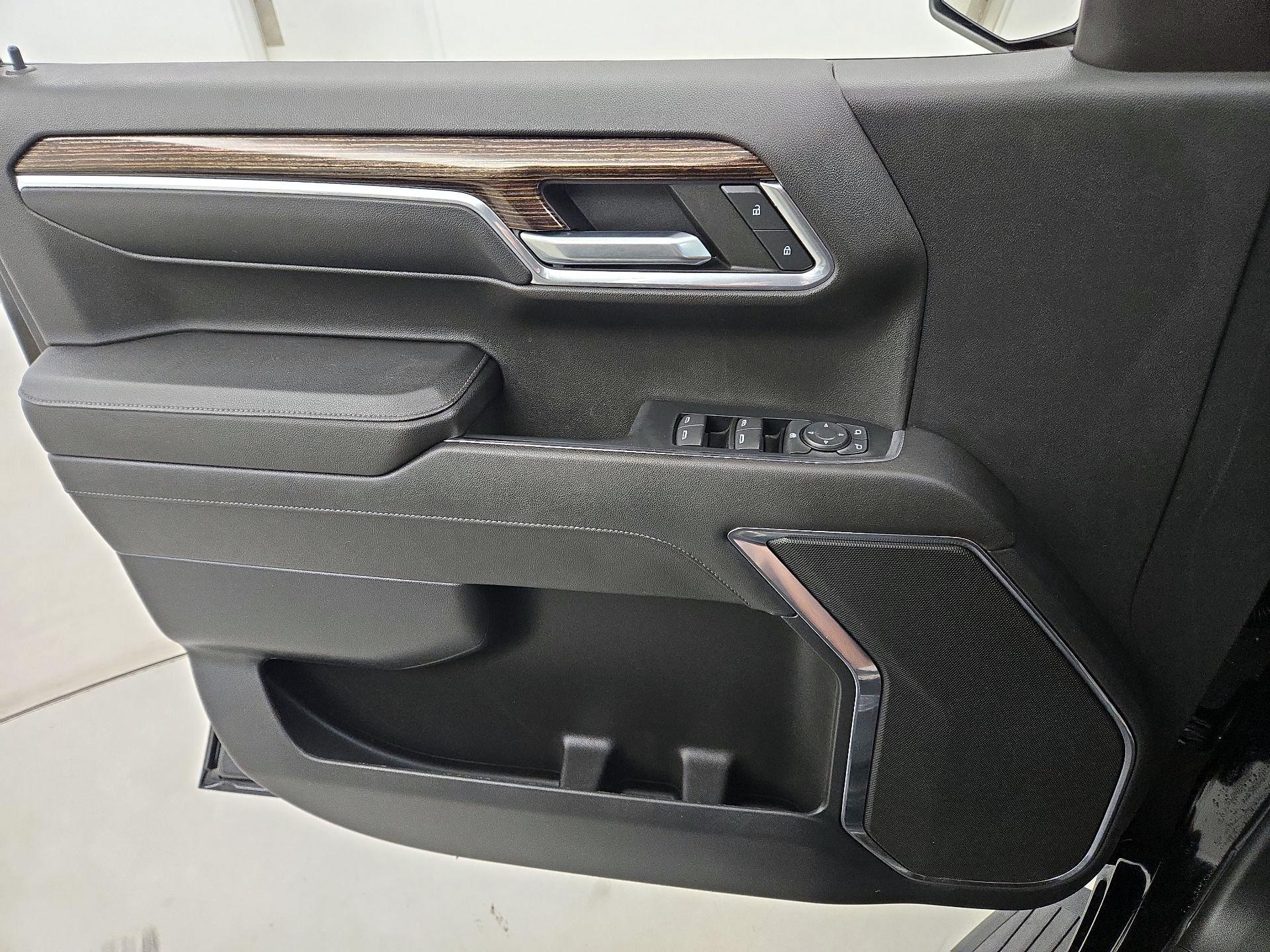 Thumbnail: 2023 GMC Sierra 1500 - 12