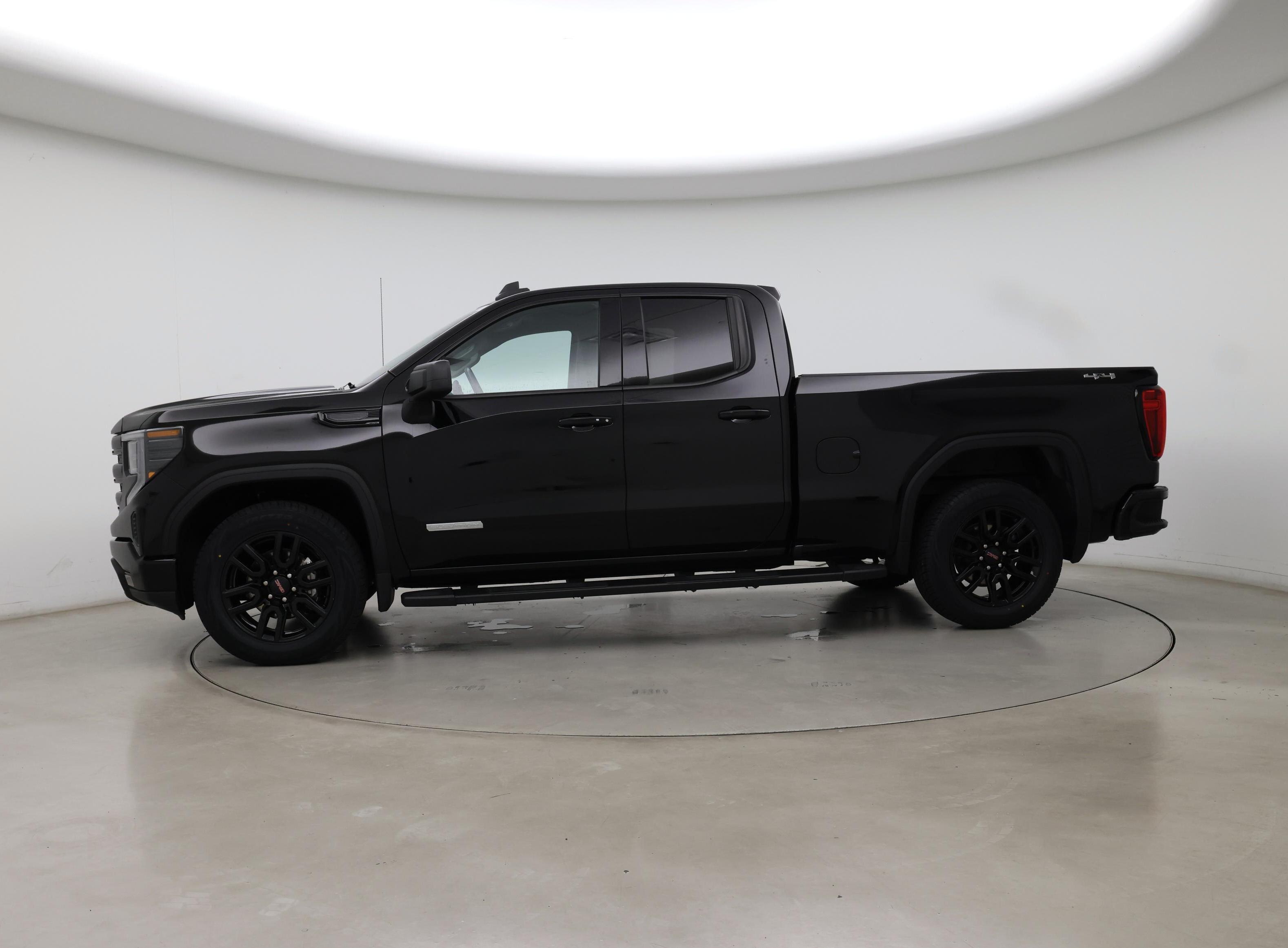 Thumbnail: 2023 GMC Sierra 1500 - 3
